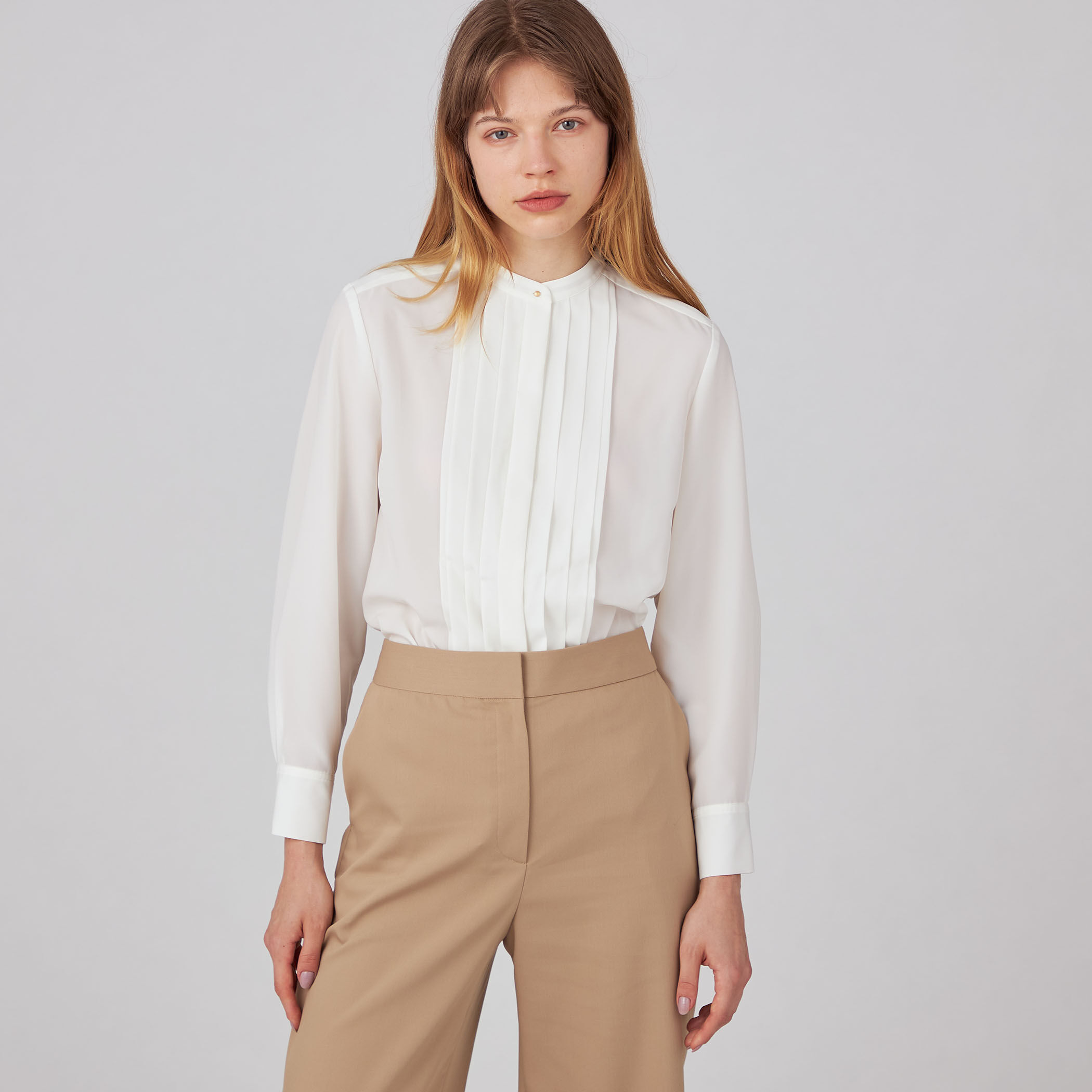 クリアデシン メタルボタンシャツブラウス｜トゥモローランド 公式通販