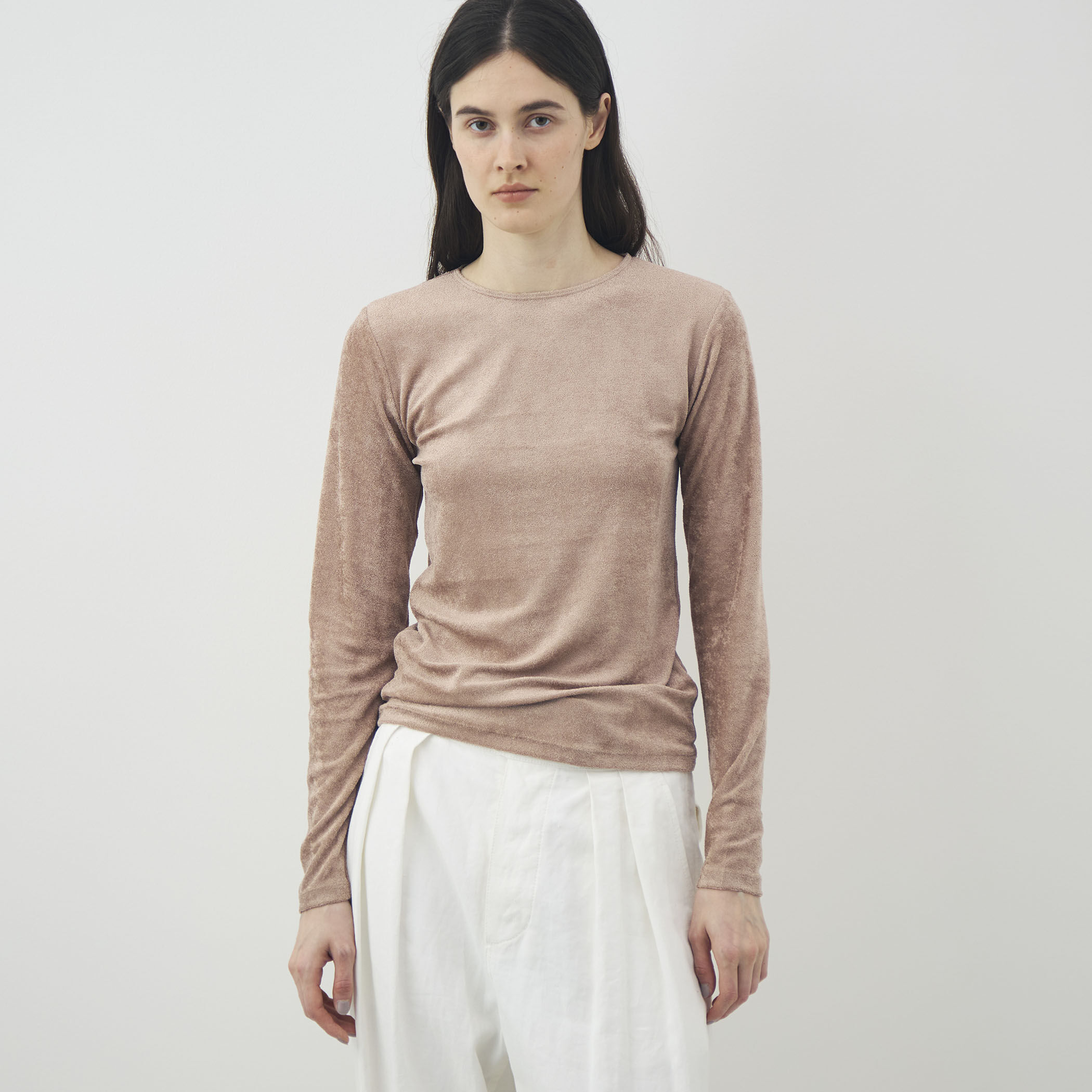 BASERANGE ベロア ロングスリーブプルオーバー｜トゥモローランド 公式通販