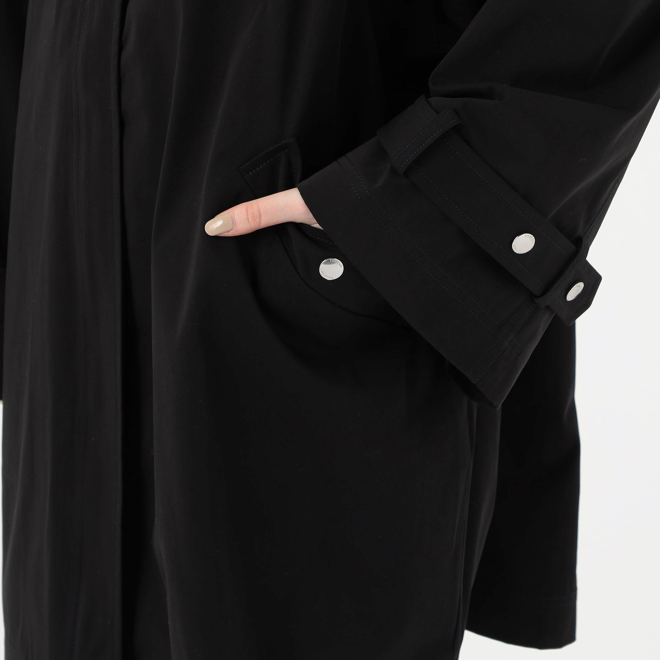 TOTEME オーバーサイズ トレンチジャケット｜トゥモローランド