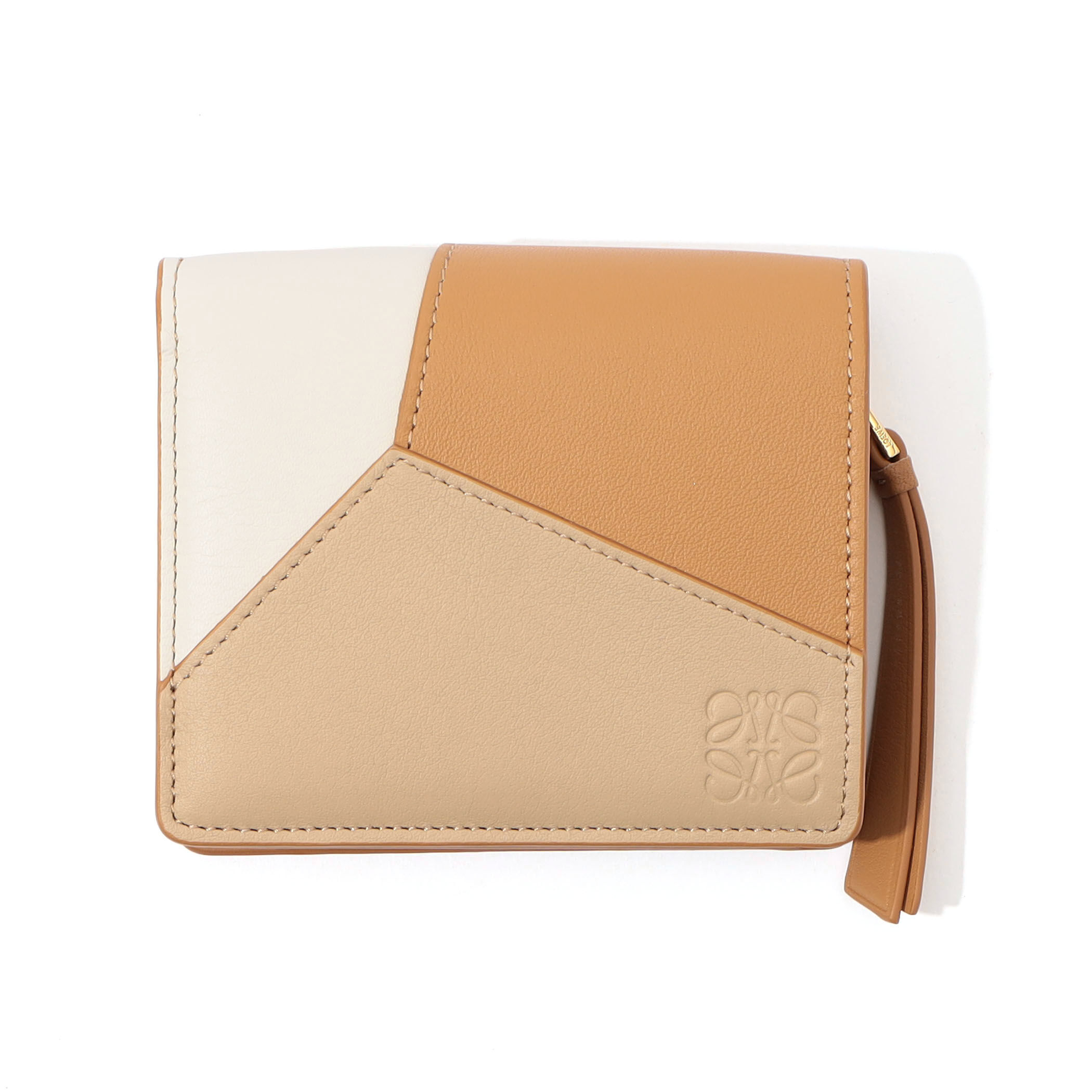 【海外配送可】【送料無料】 LOEWE パズルコンパクトジップウォレット｜トゥモローランド 小物