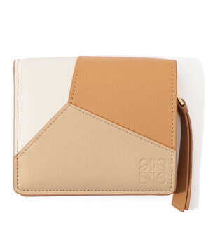 LOEWE パズルコンパクトジップウォレット