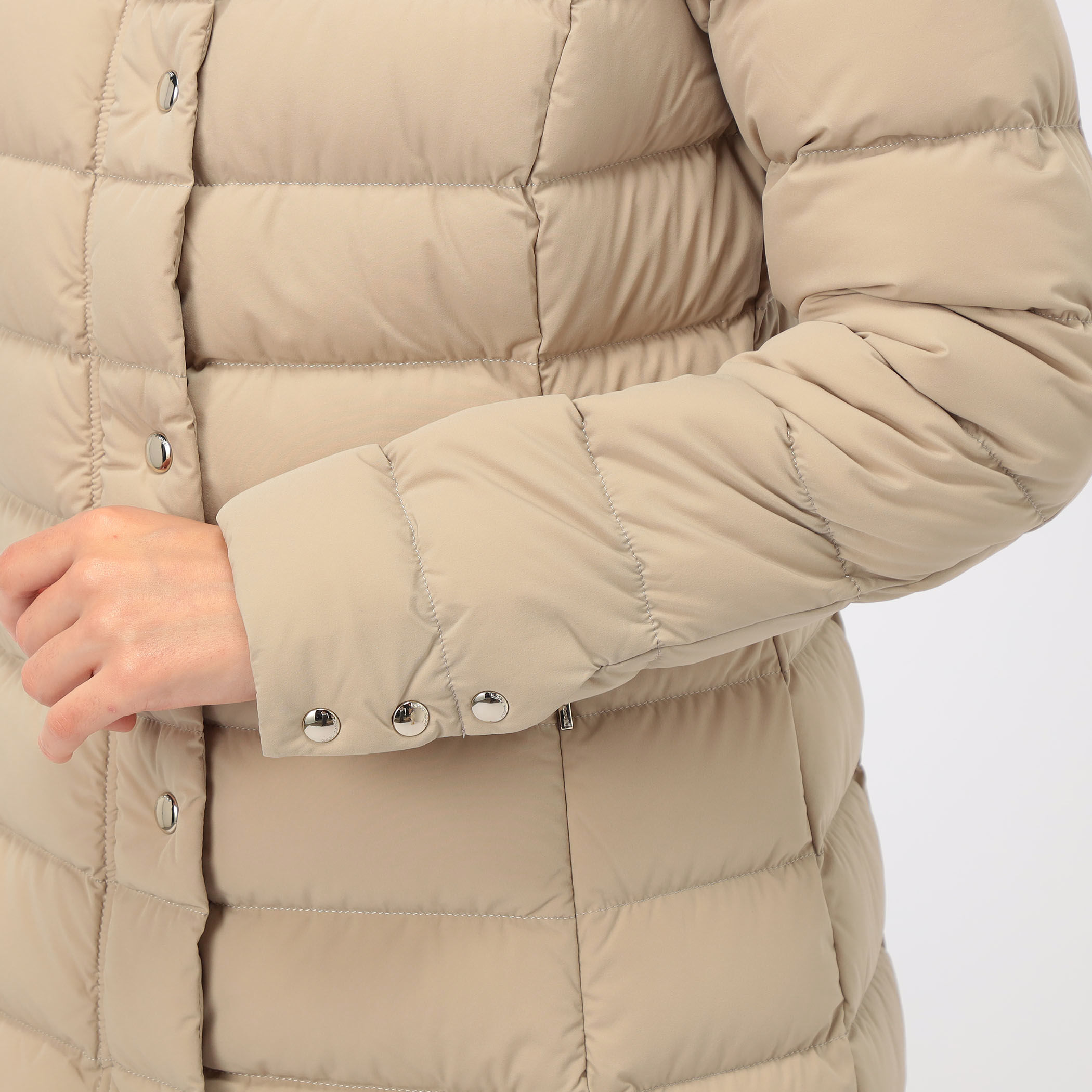 CAPE HORN SANTACRUZ ECOFUR ダウンジャケット｜トゥモローランド 公式
