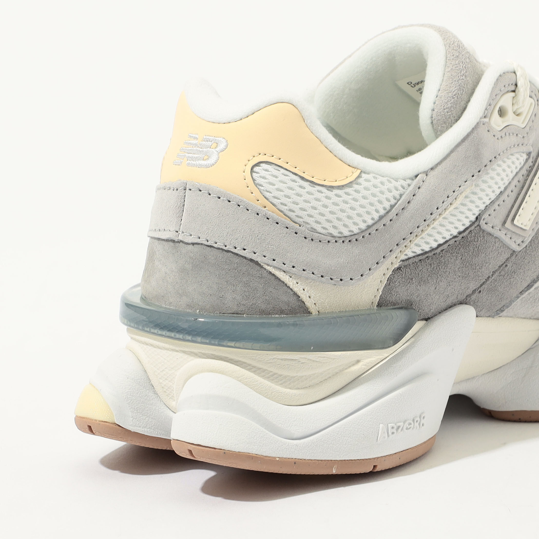 New Balance 9060 スニーカー｜トゥモローランド 公式サイト