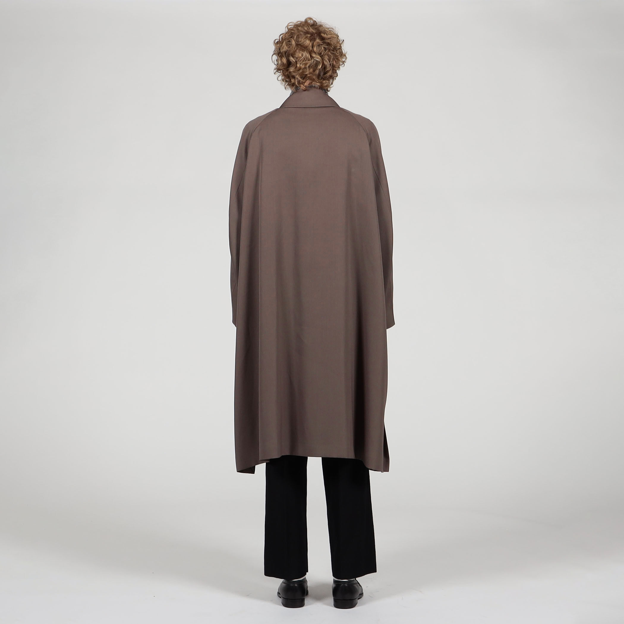 The CLASIK BAL COLLAR PONCHO｜トゥモローランド 公式通販