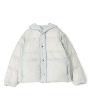 ナイロン ダウンジャケット