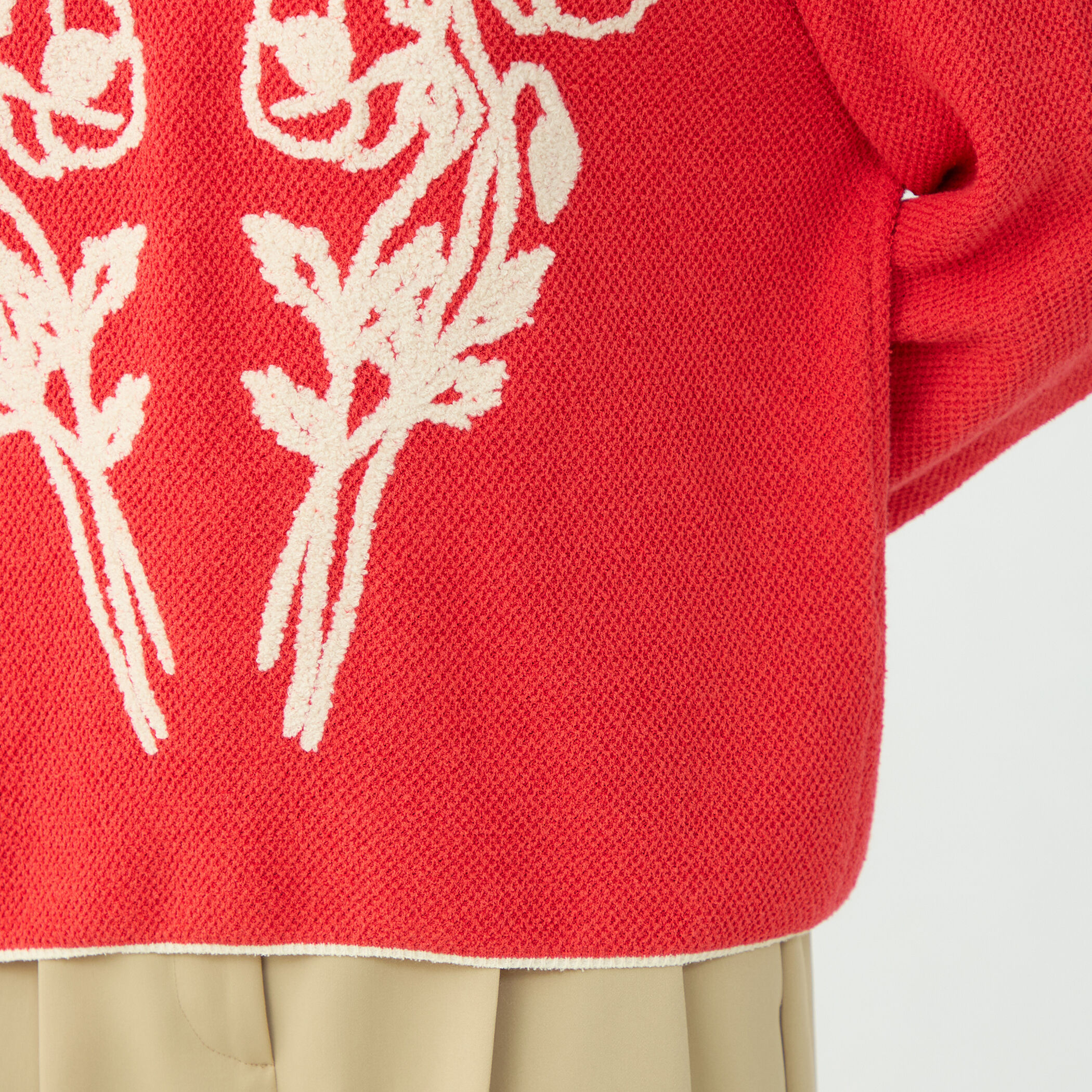 ポピーエンブロイダリー クルーネックプルオーバー｜トゥモローランド