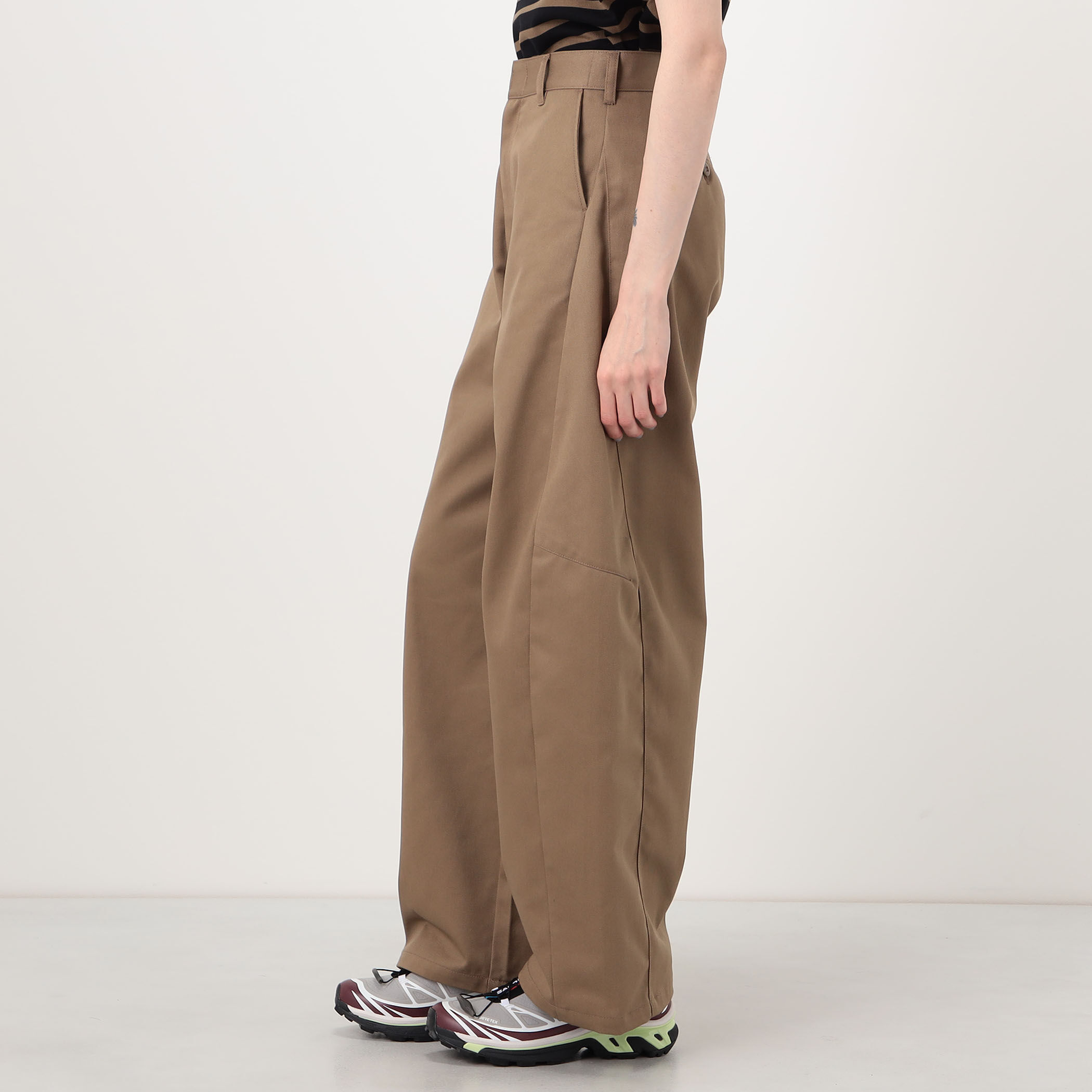 HYKE T/C BARREL-LEG WORK PANTS バレルレッグ ワークパンツ