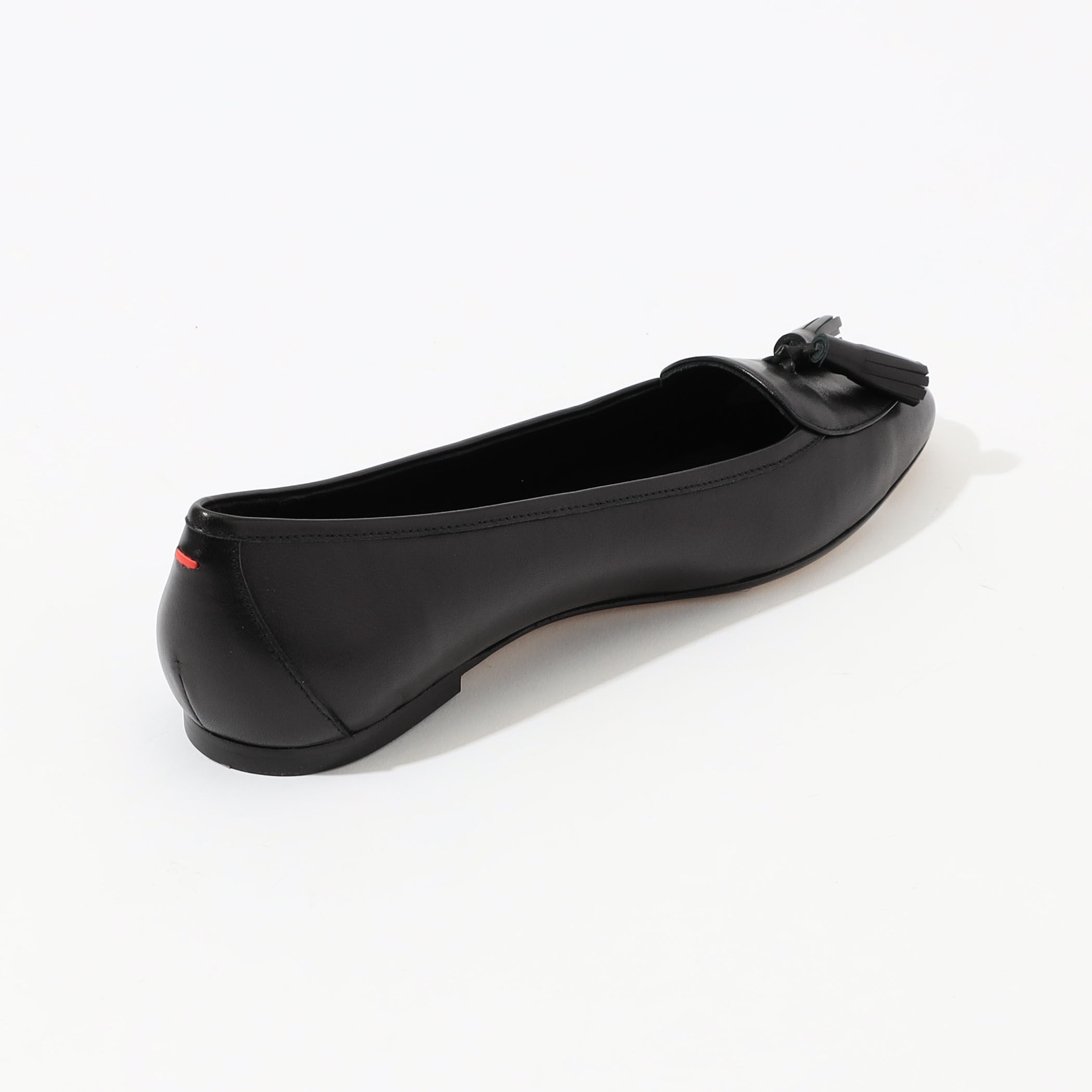 Aeyde FLORIS TASSEL フラットシューズ｜トゥモローランド 公式サイト