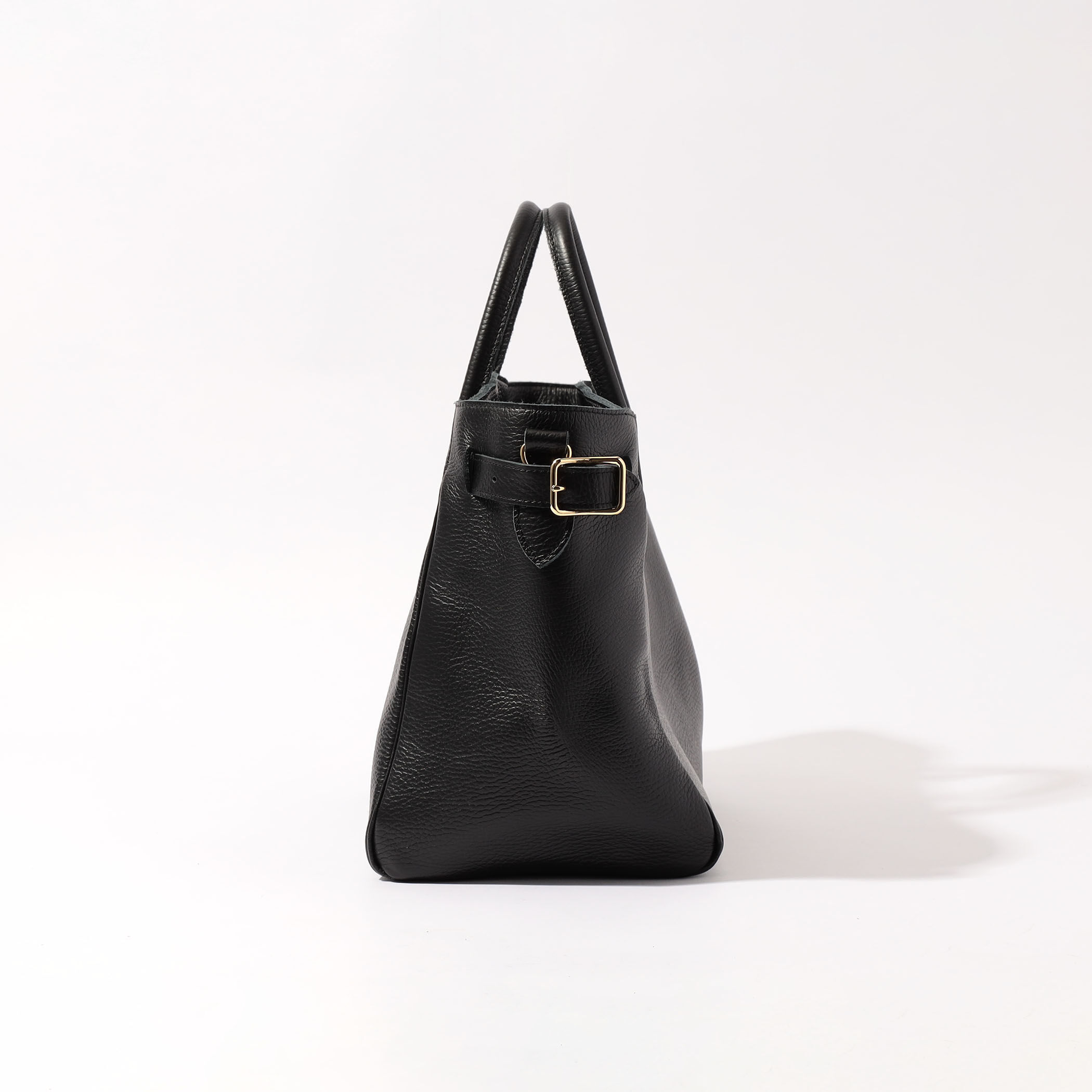 YOUNG & OLSEN EMBOSSED LEATHER BELTED バッグ｜トゥモローランド