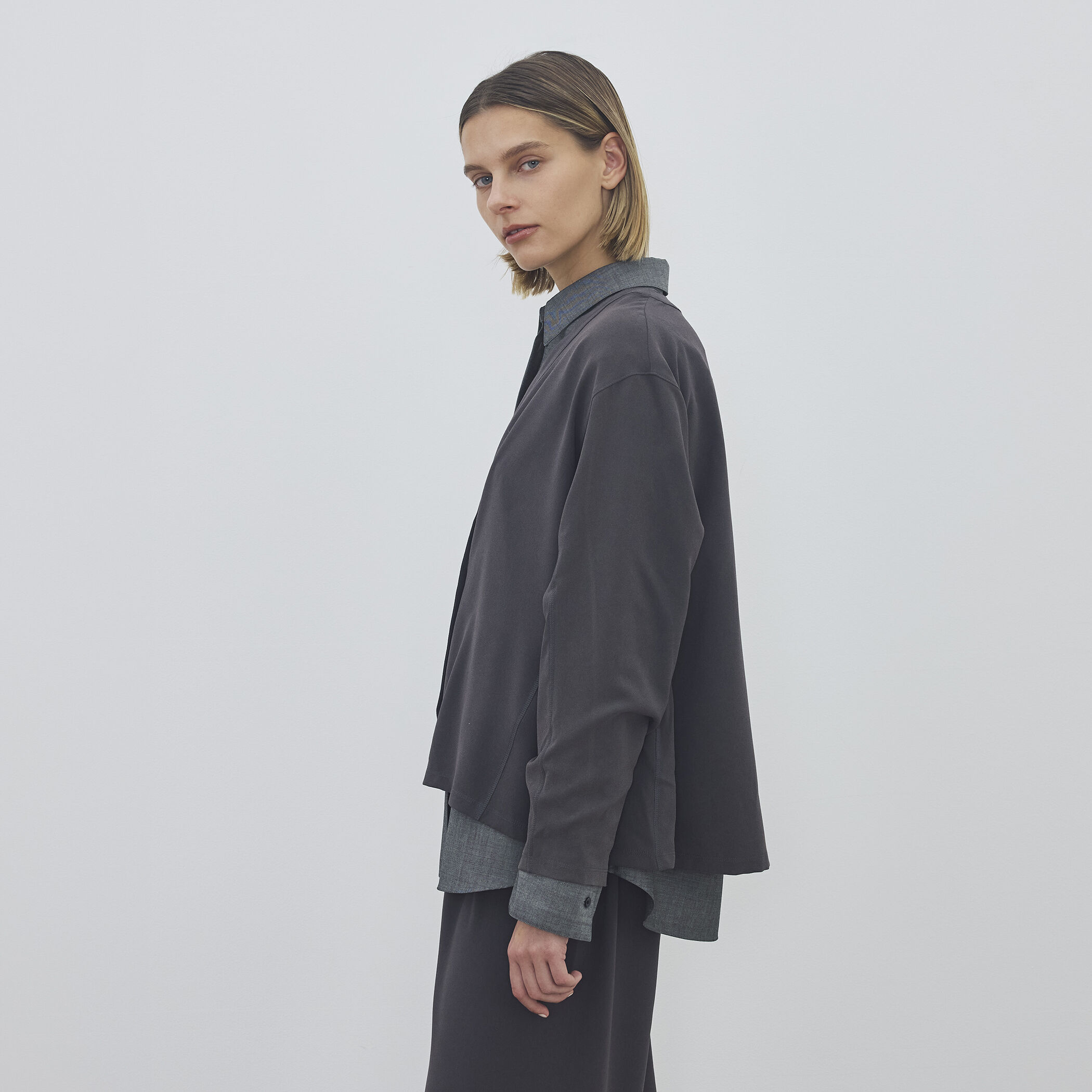 ジャージーライクジョーゼット カラーレスジャケット