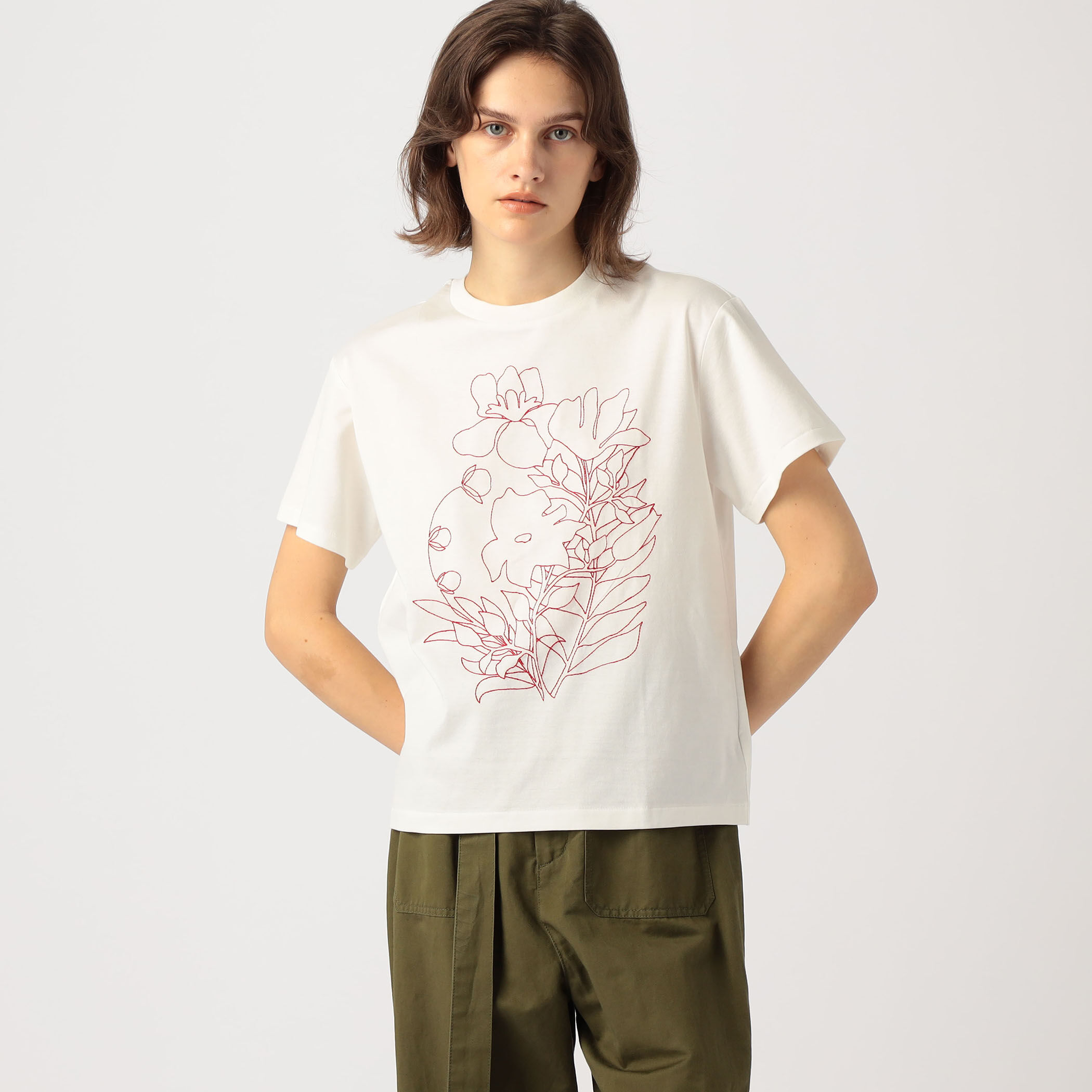 スーパーセール 目玉商品 ボタニカルエンブロイダリー 公式通販 Tシャツ｜トゥモローランド トップス