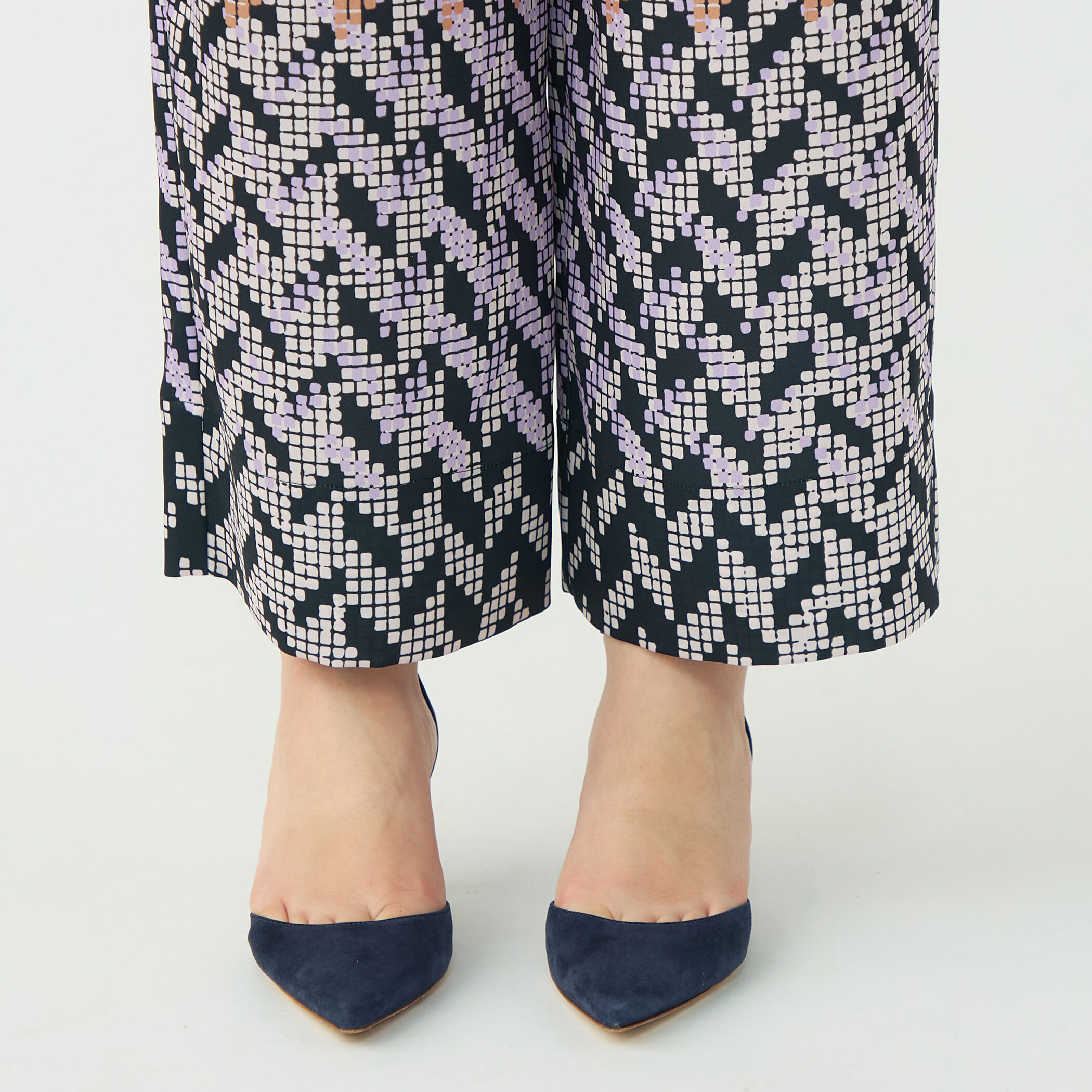 プリズムプリント タックドロストパンツ｜トゥモローランド 公式通販