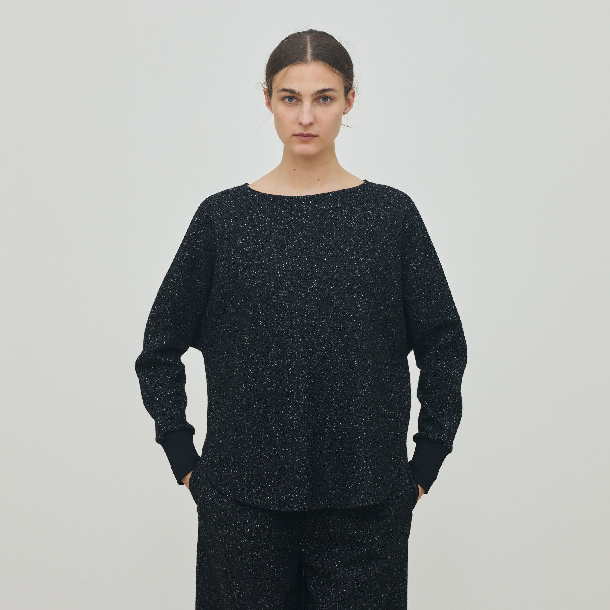 ノイジーインレーステッチ ドルマンスリーブプルオーバー