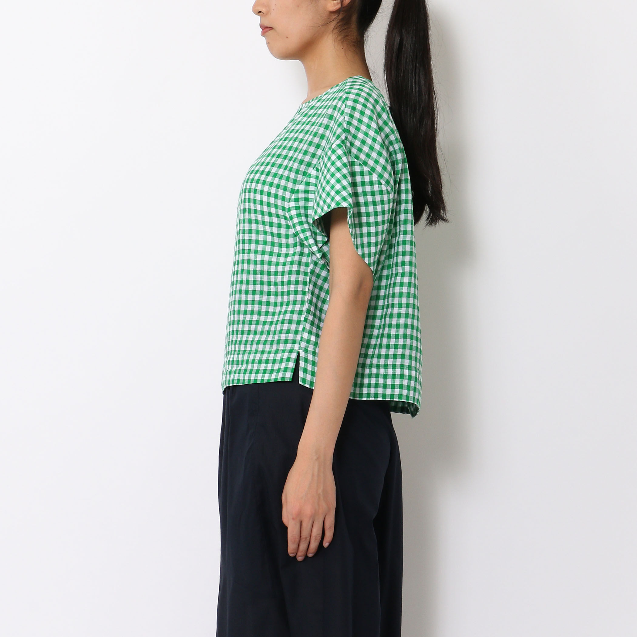 フレンチリネン クロップドブラウス｜トゥモローランド 公式通販