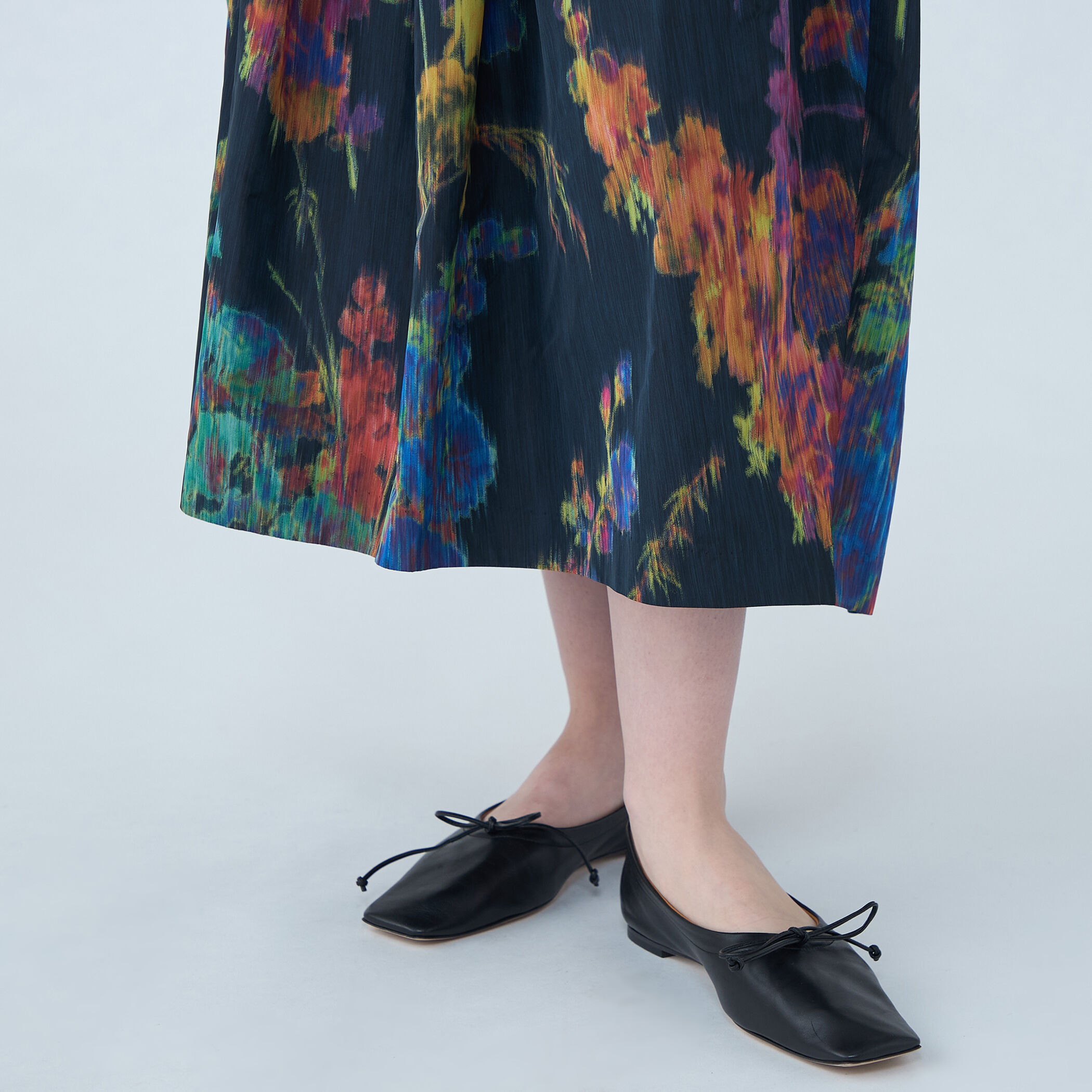 ローズトレミエール タックバレルスカート｜トゥモローランド 公式通販