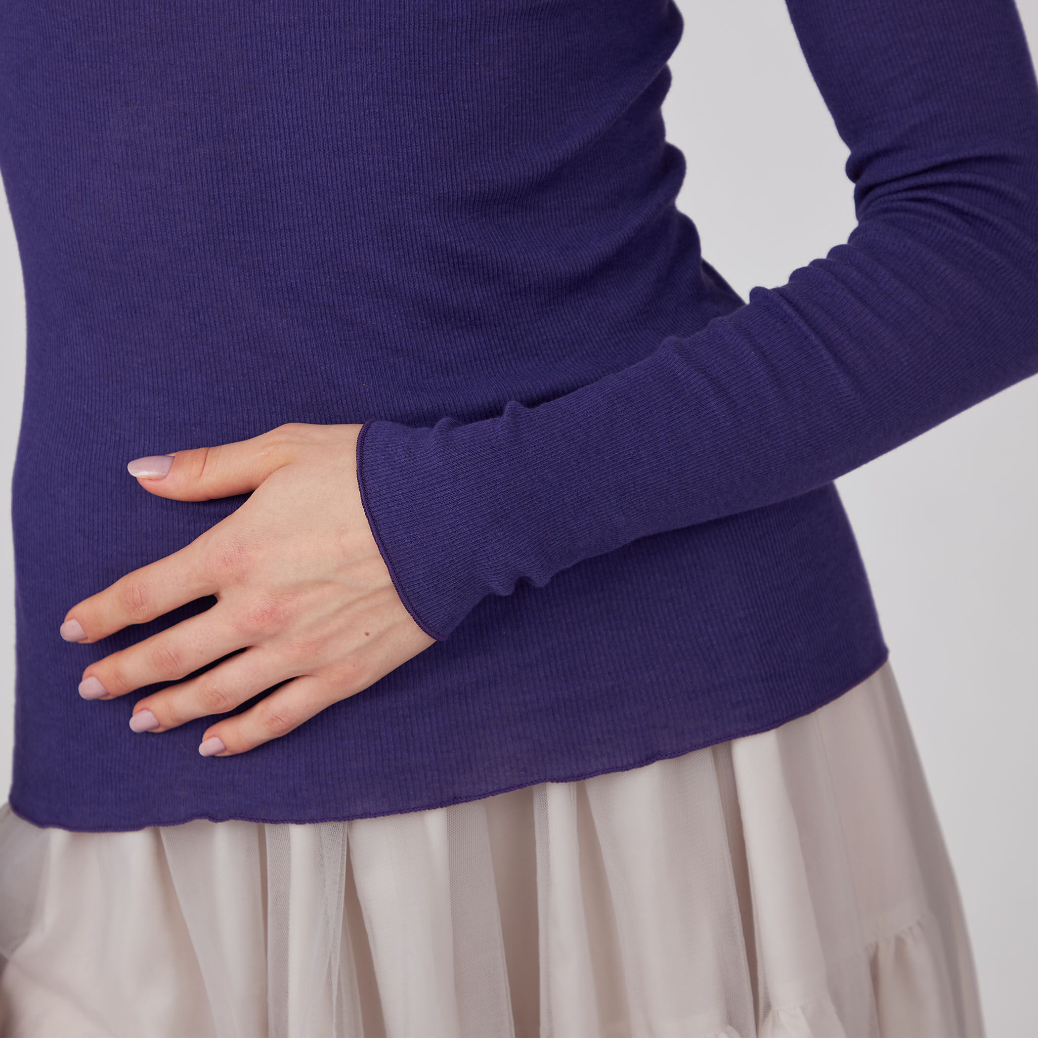 コットンシルクリブ タートルネックプルオーバー｜トゥモローランド