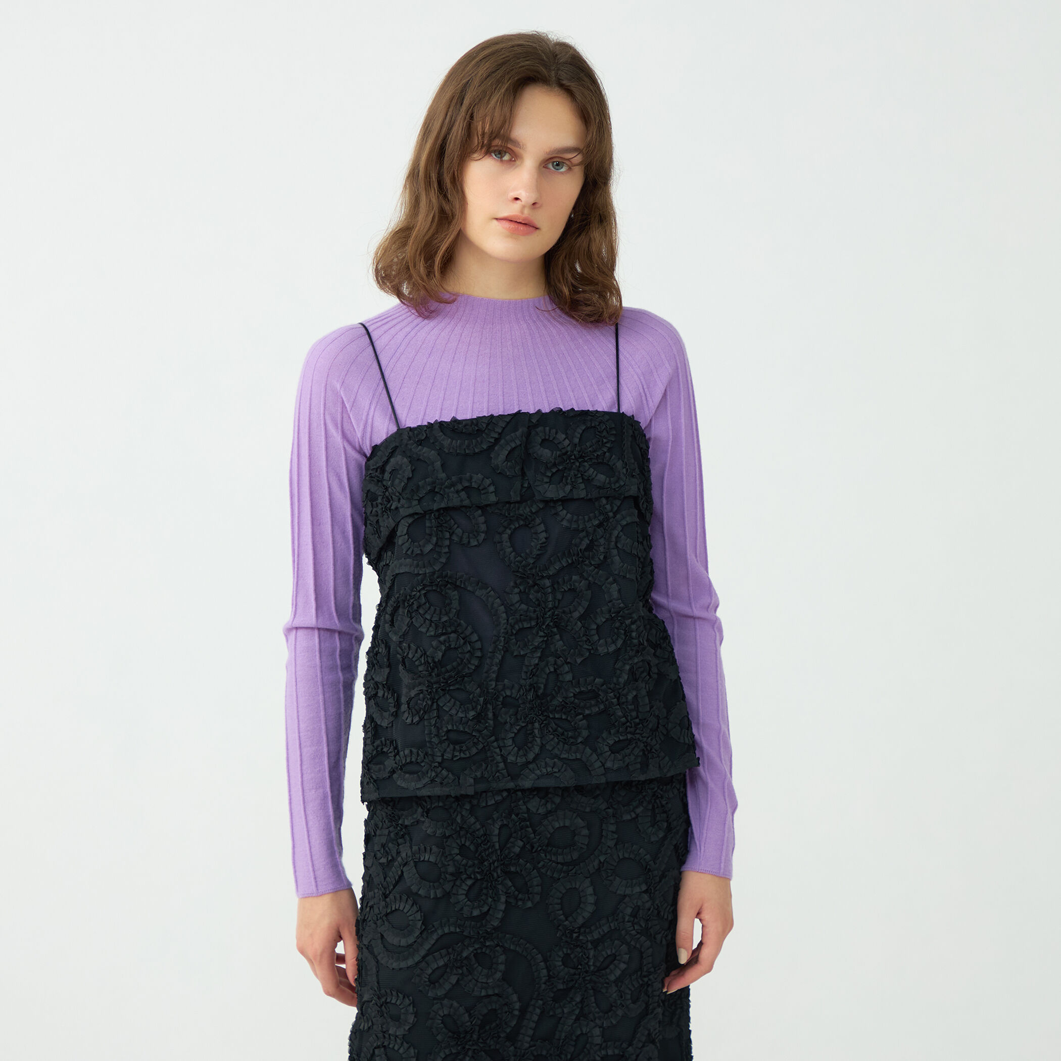 TLoooS① ロゼットチュールエンブロイダリー キャミソールブラウス