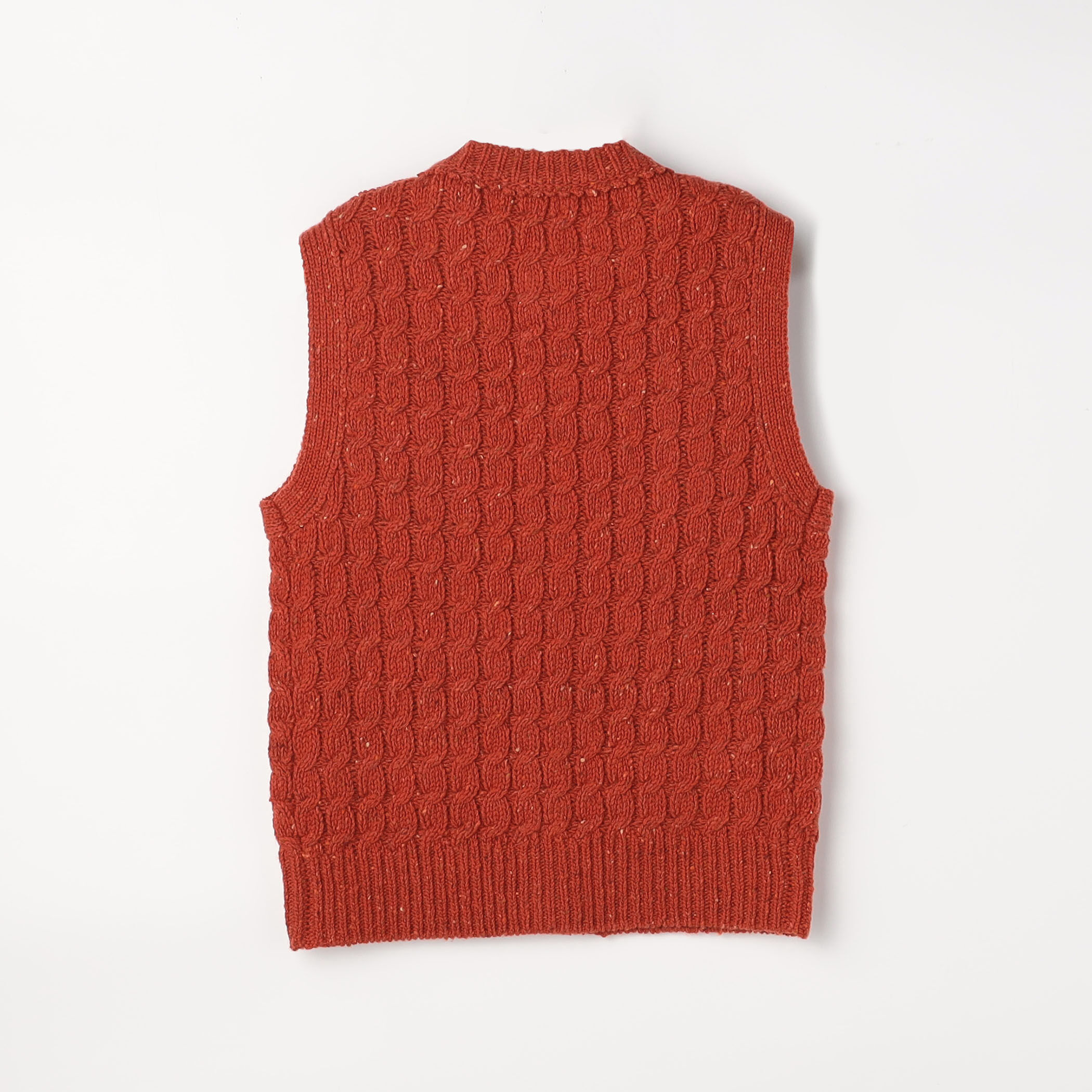 ウールネップ ケーブルニットベスト｜トゥモローランド 公式通販