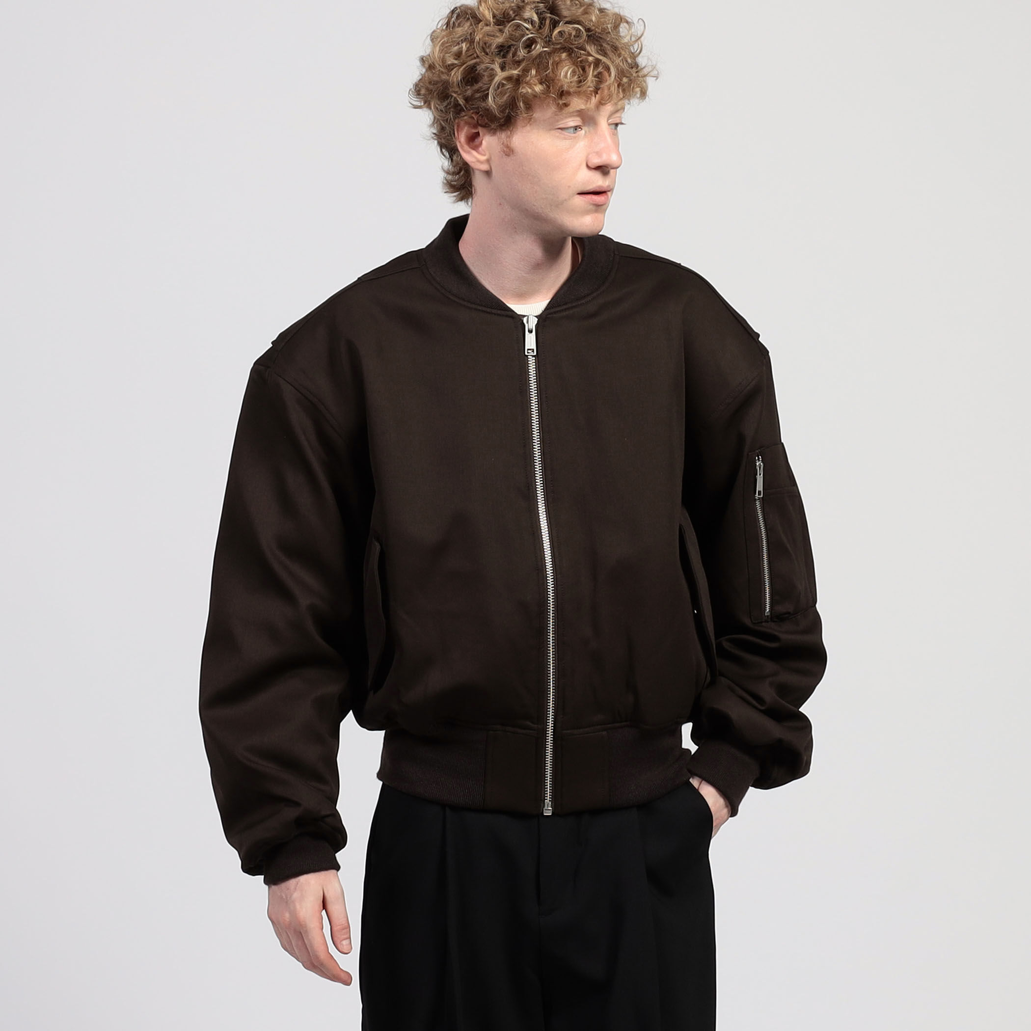 □entire studios CROPPED BROAD ボンバージャケット