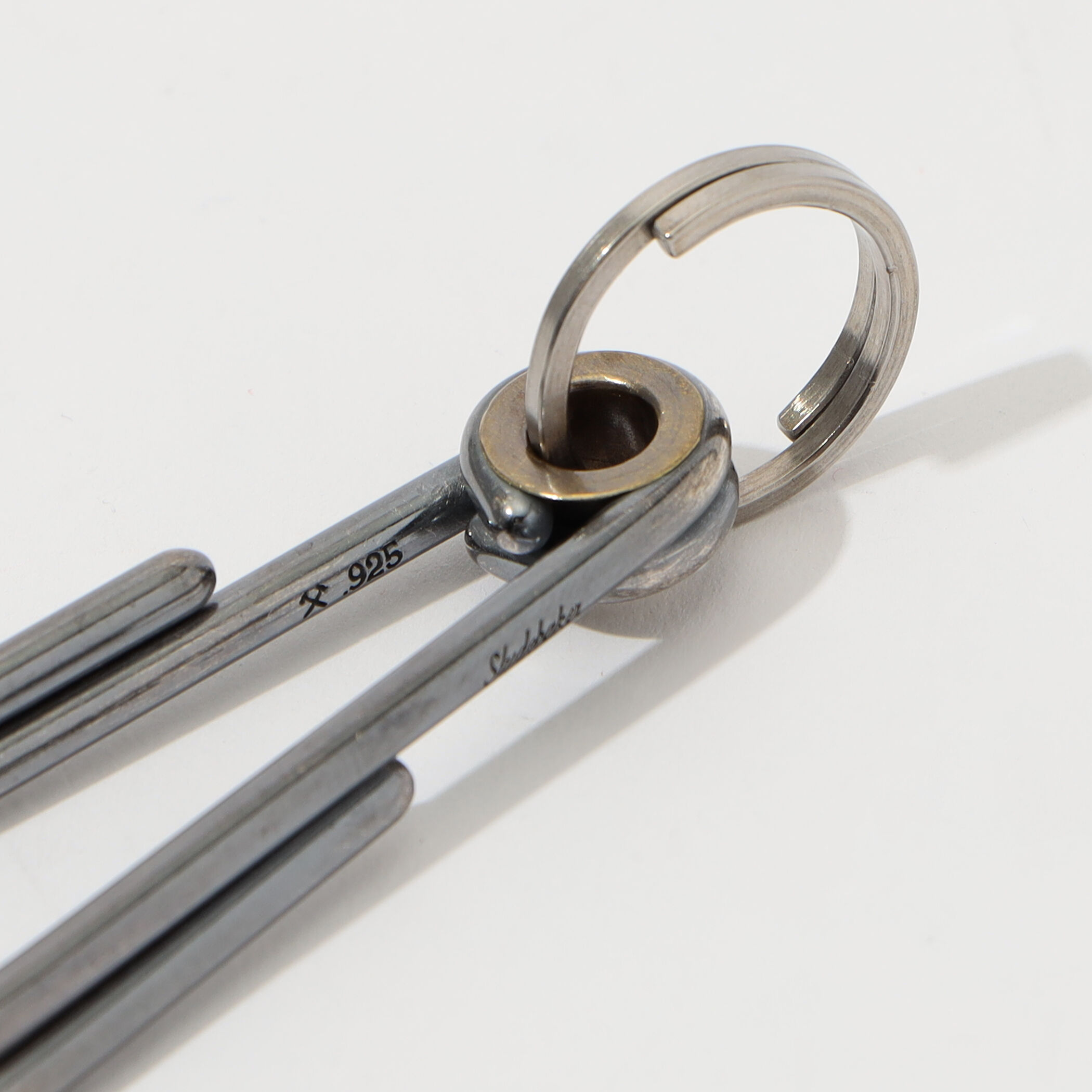 STUDEBAKER METALS SCISSOR HOOK KEYHOLDER シルバーキーホルダー