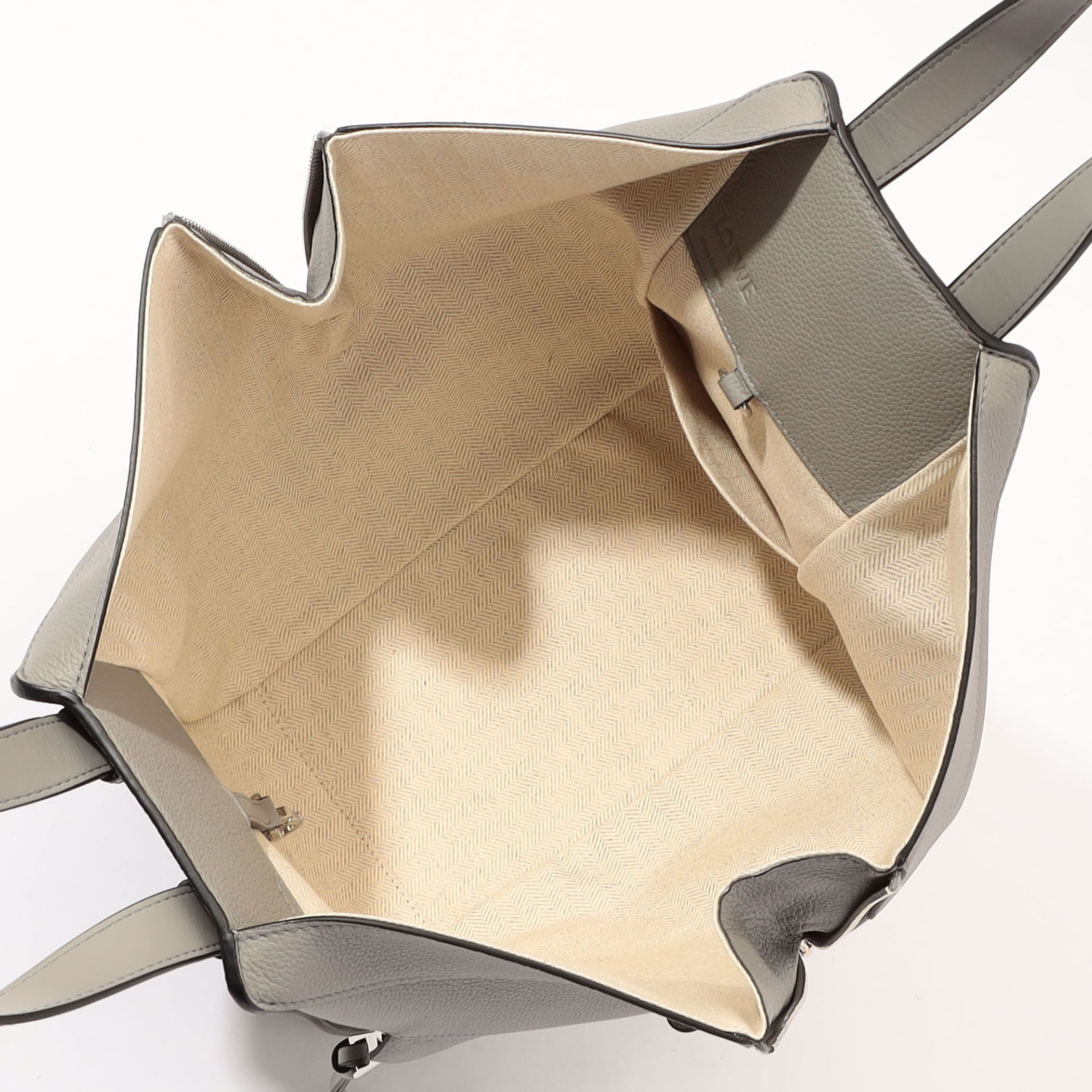 LOEWE ライトグレー レザーバッグ　ハンモック　スモール　年末限定 楽天市場】LOEWE ロエベ Small Hammock Bag ハンモック スモール