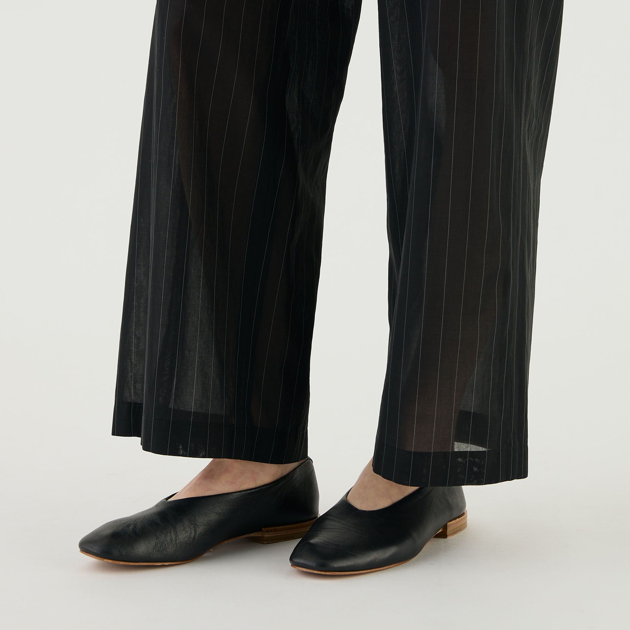 □ボイルコットン ワイドイージーパンツ｜トゥモローランド 公式通販