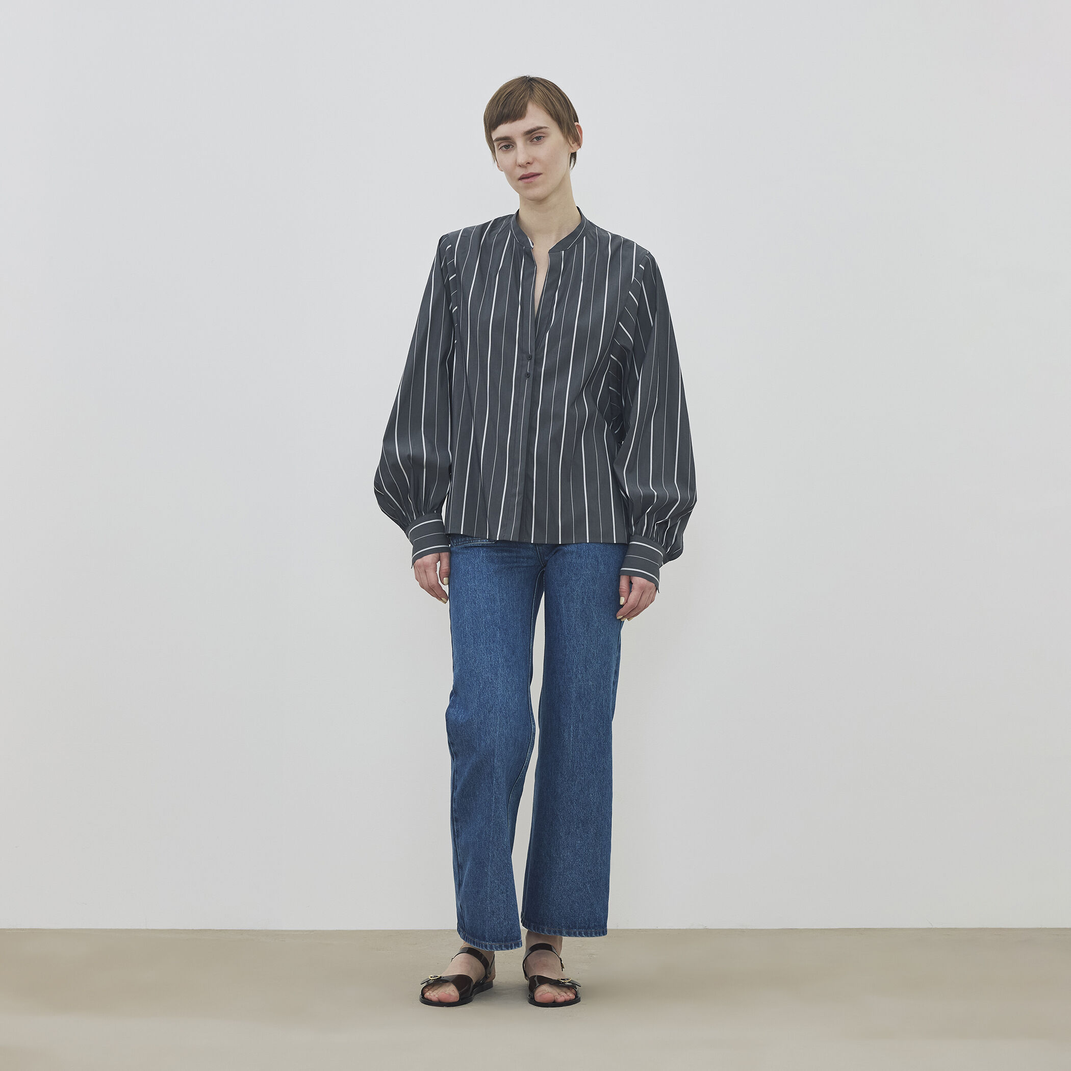 WEB先行予約】 コットンストレッチポプリン ボリュームスリーブ