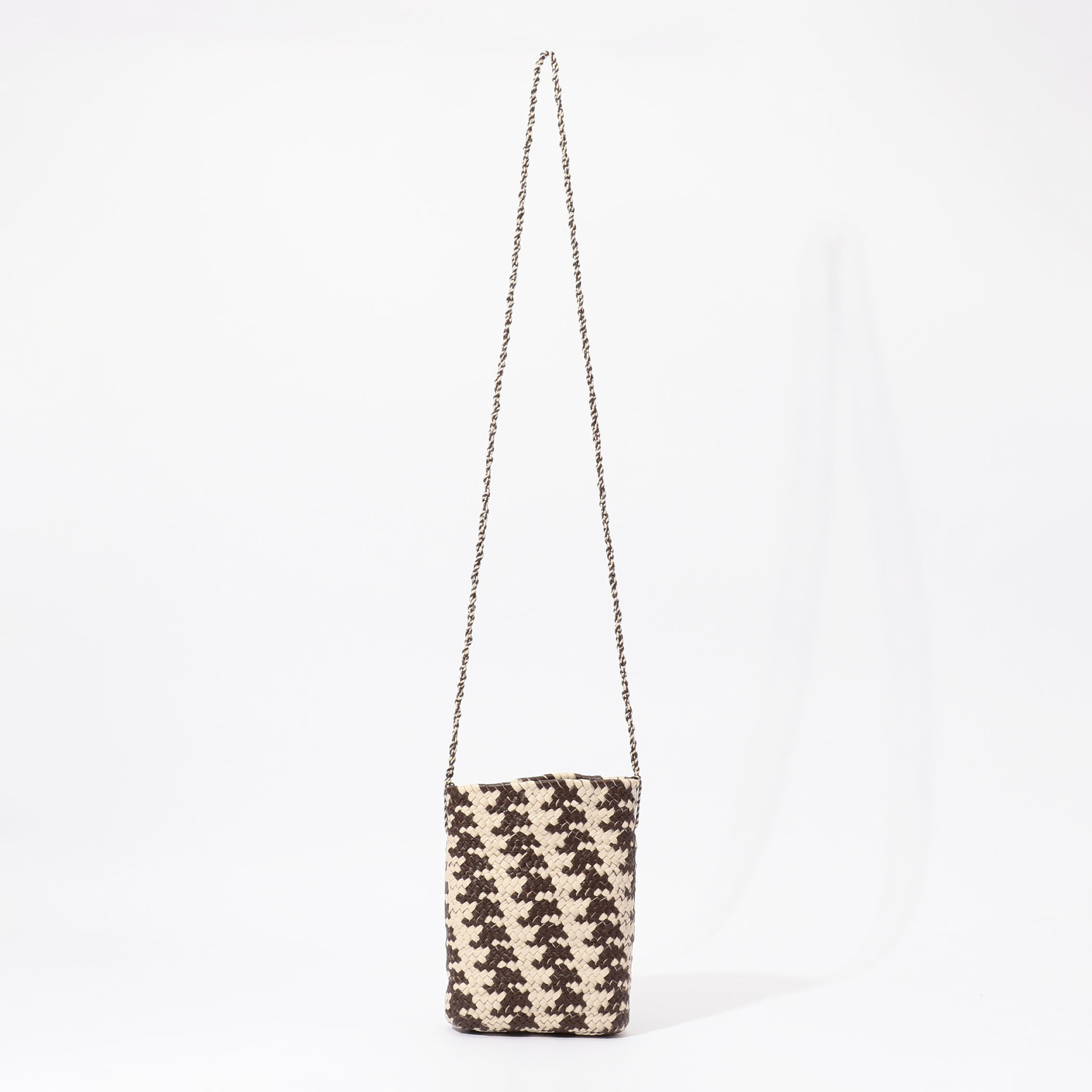 【別注】Aeta×SUPER A MARKET カウレザー スリムバスケット ショルダーバッグ｜トゥモローランド 公式通販