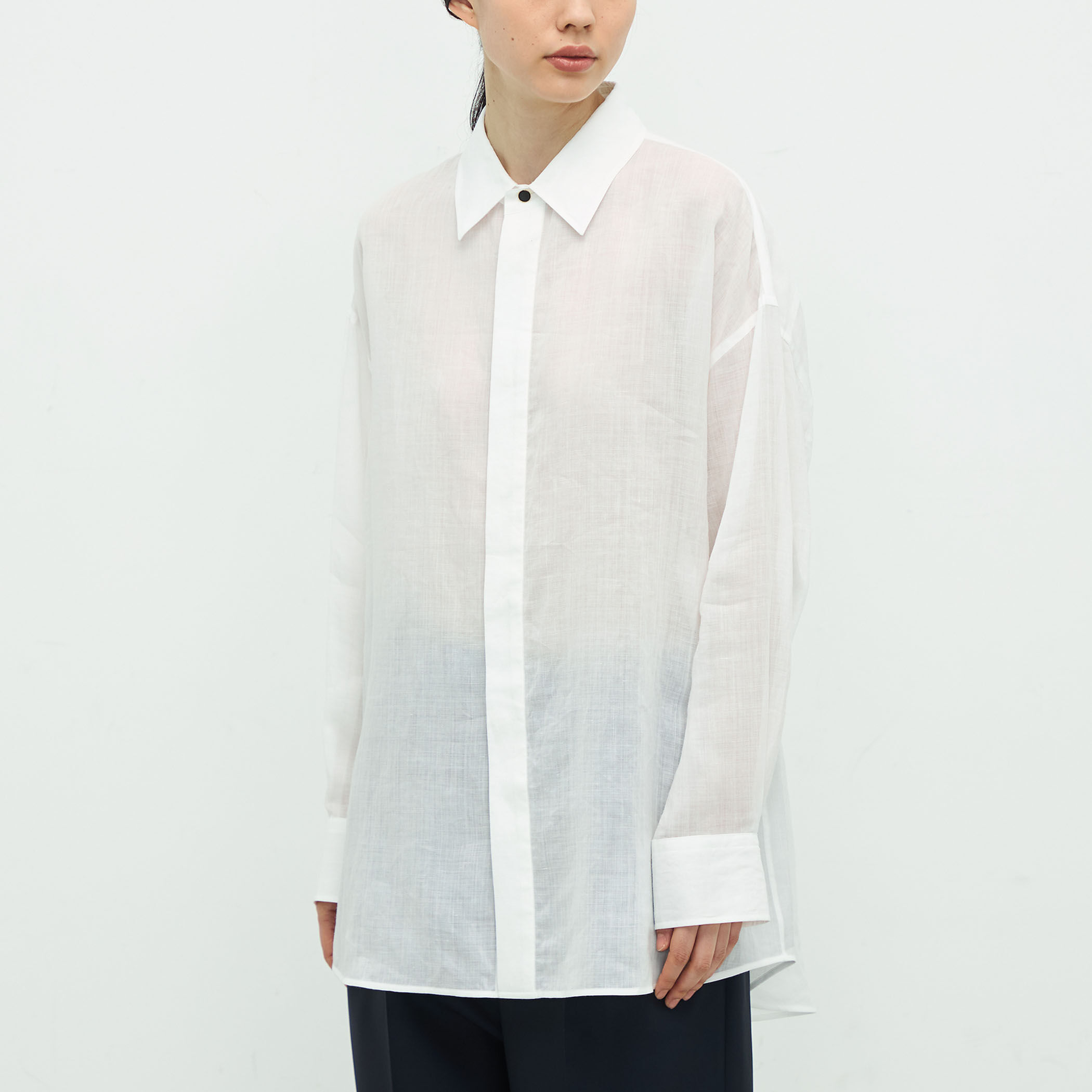 美品 マカフィー ラミーシャツ TOMORROWLAND シアー上品 スリット 長袖