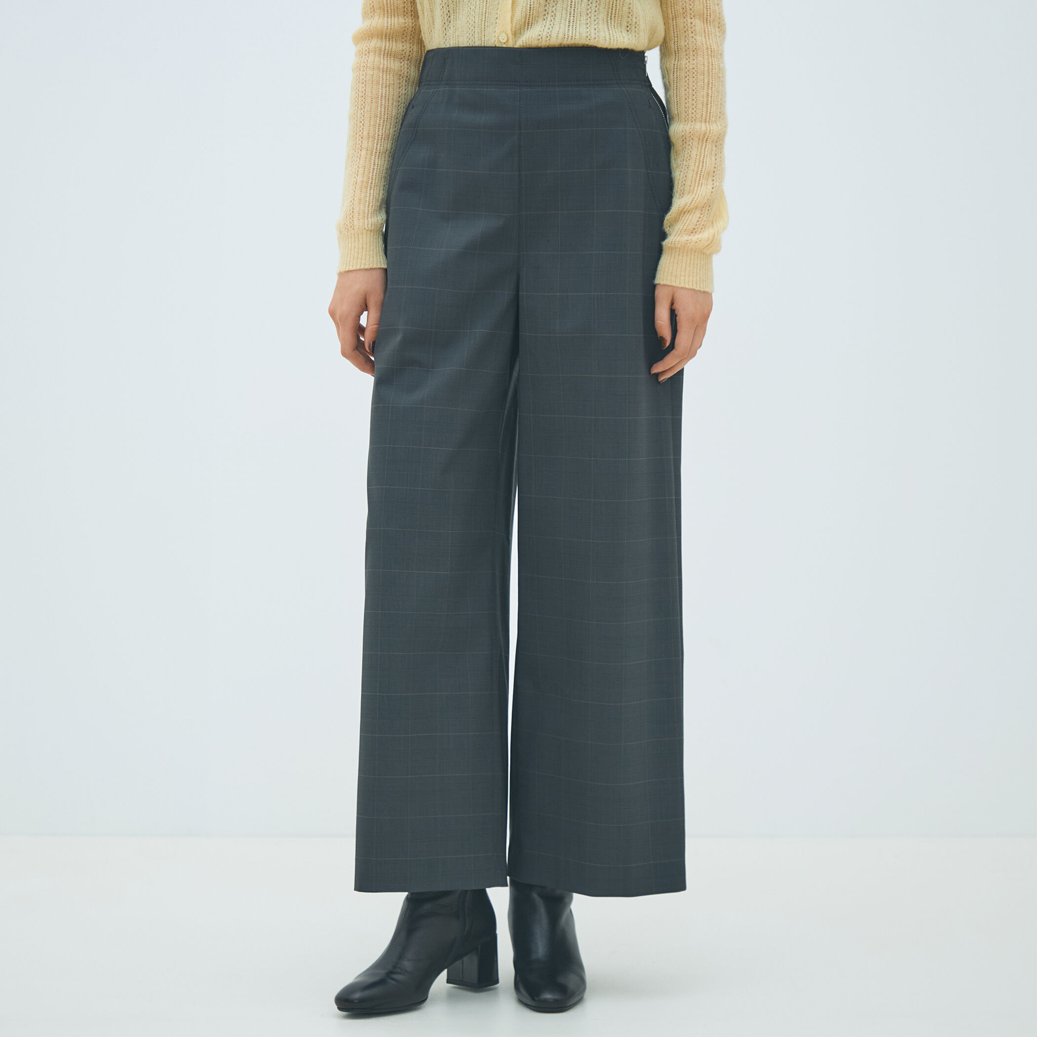 ポリエステルウールストレッチチェック フレアパンツ