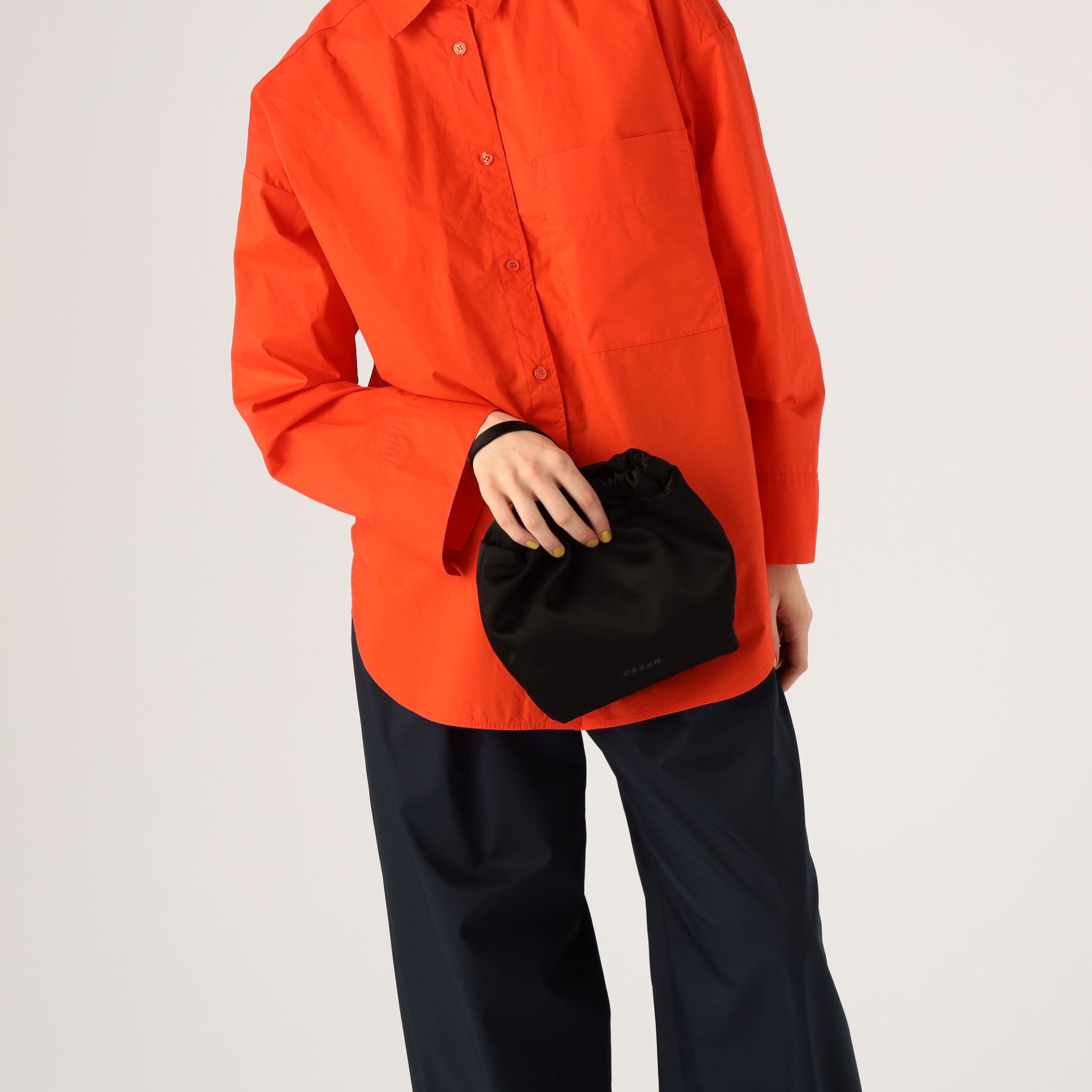 CABaN by Patricia Urquiola スモールサテンポシェット CABaN by Patricia Urquiola スモールサテンポシェット