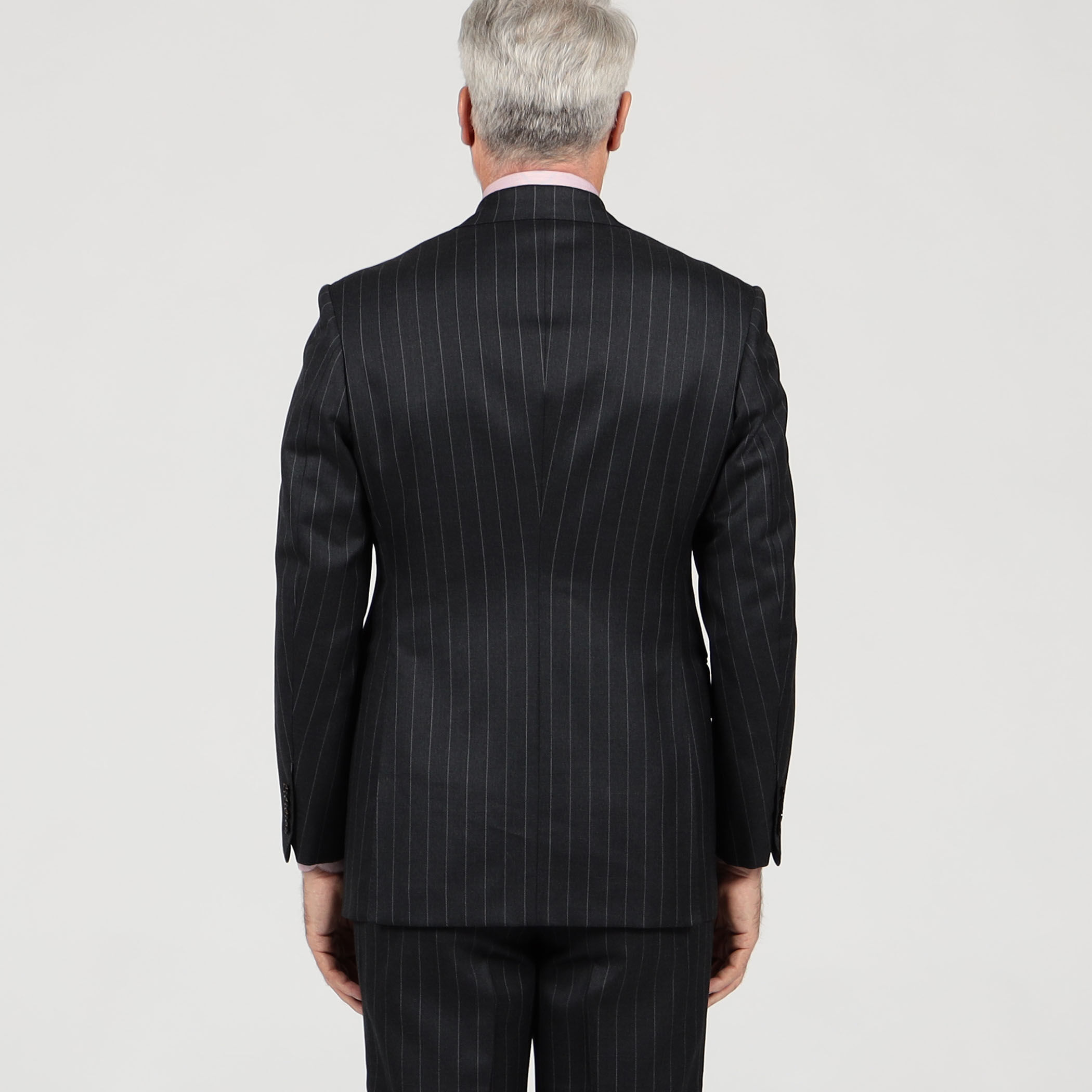 トゥモローランド　スーツ　ゼニア最高級生地　14milmils 48 TomorrowLandゼニア最高級生地 14milmilsグレースーツ 48 TRAVELLER