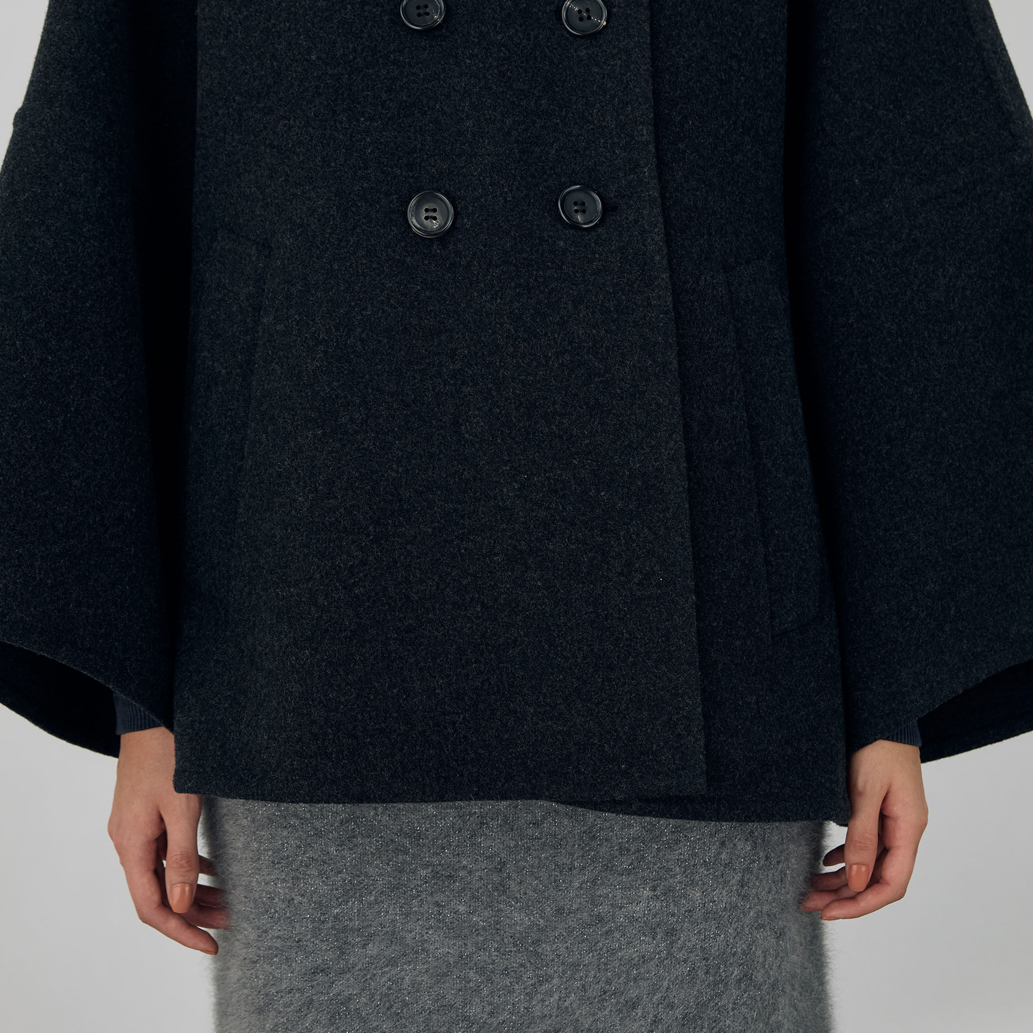 ウールモッサ ステンカラーミディコート｜トゥモローランド 公式通販