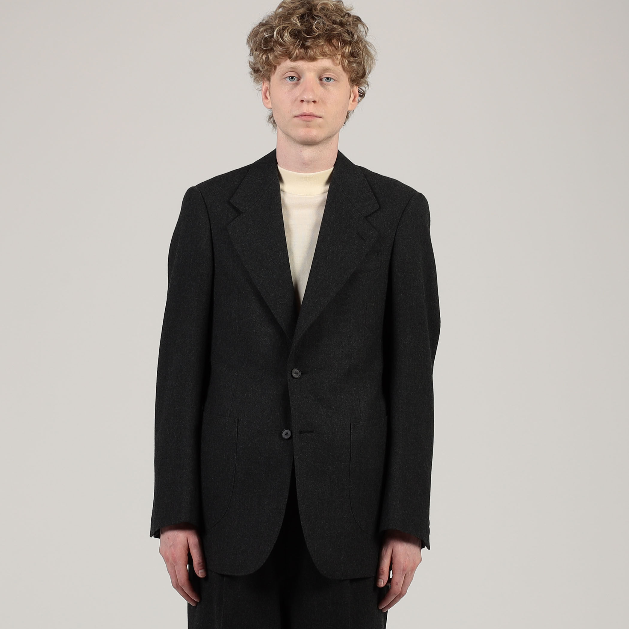 レビュー高評価の商品!の商品をすべて MAATEE＆SONS ウール 2Bジャケット シングルブレステッド スーツ