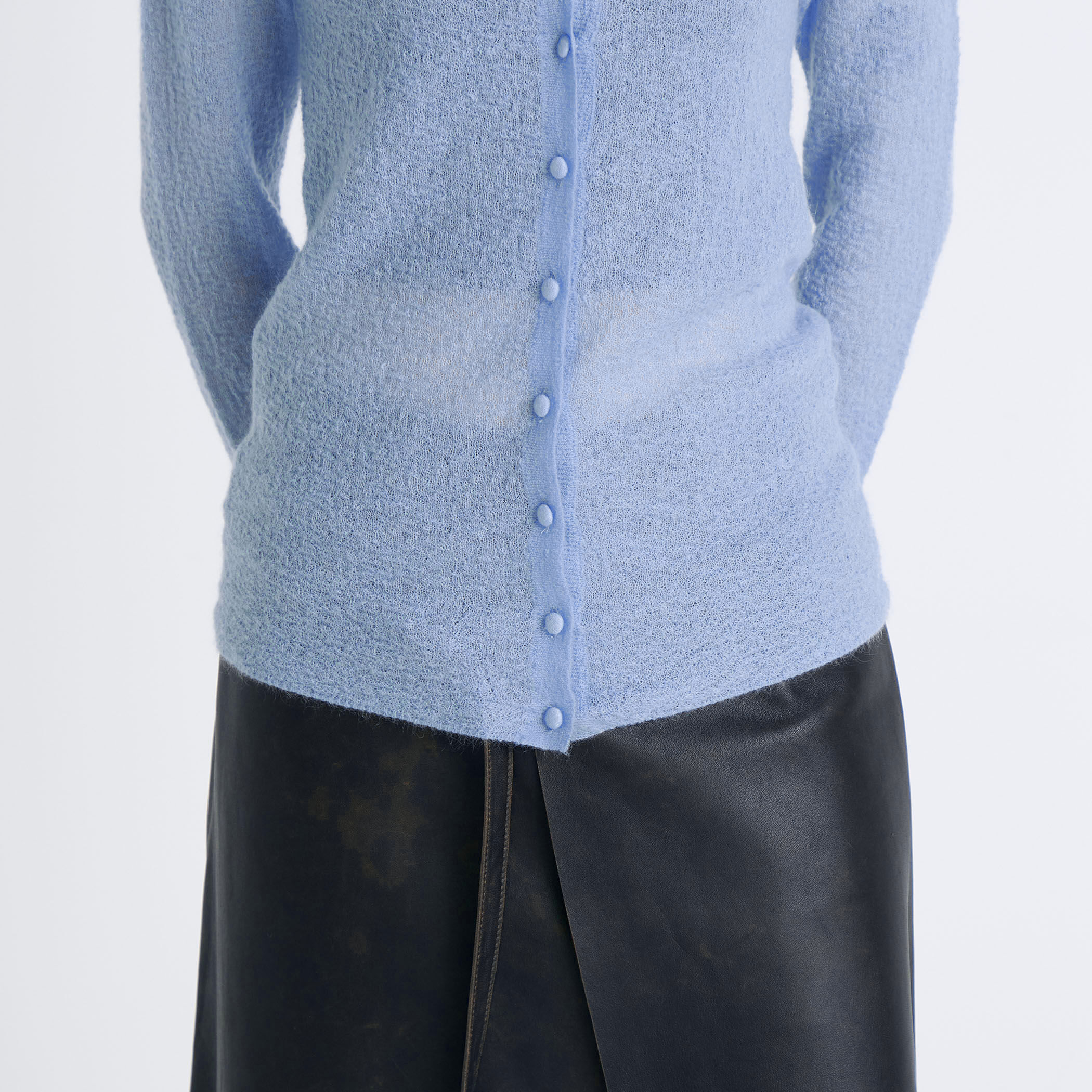 □モヘアシアー クルーネックカーディガン｜トゥモローランド 公式通販