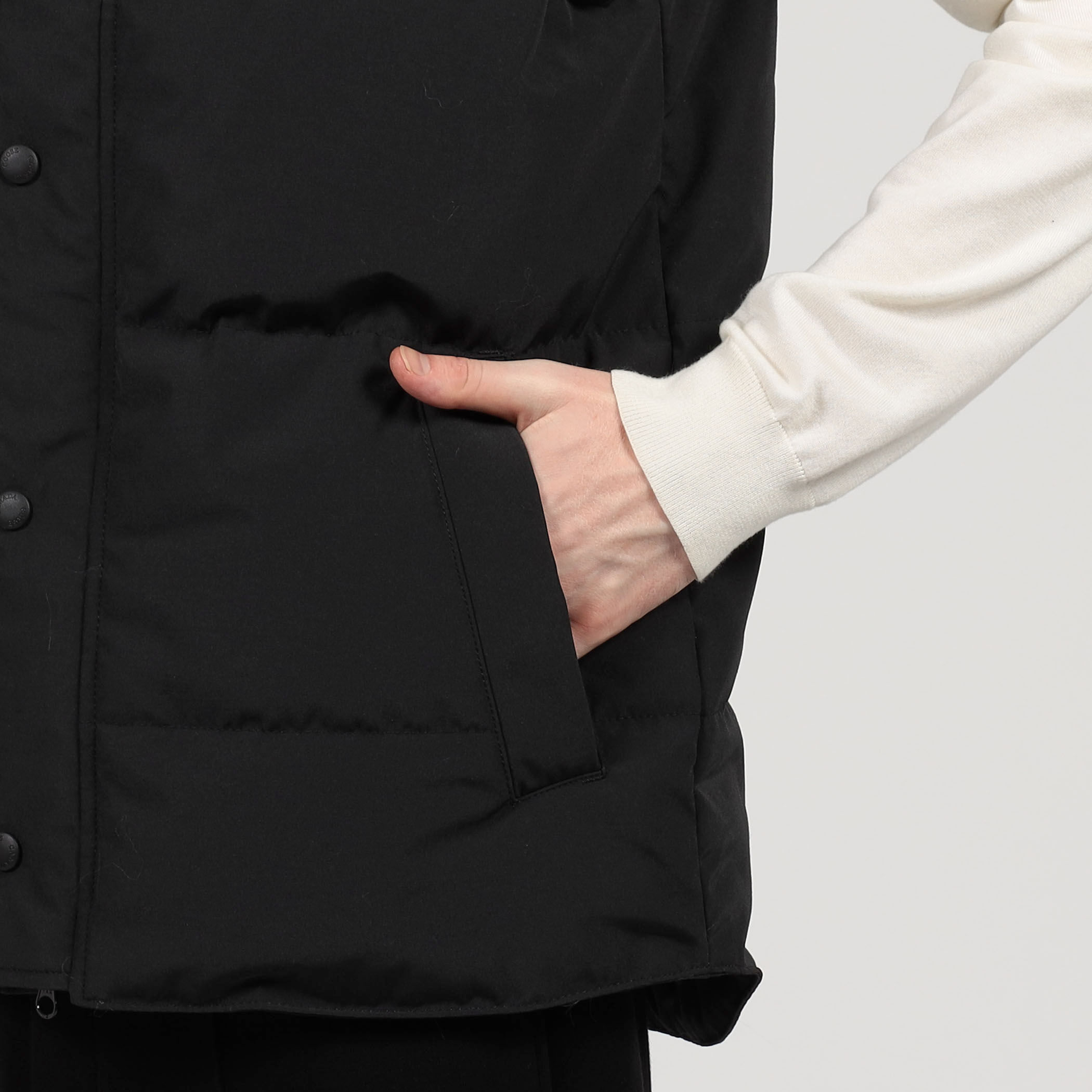 CANADA GOOSE Garson Vest Black Label ダウンベスト