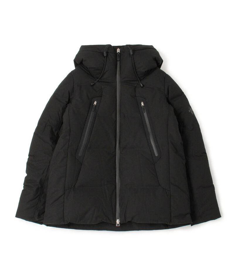 ■DESCENTE MOUNTAINEER-L ダウンコート
