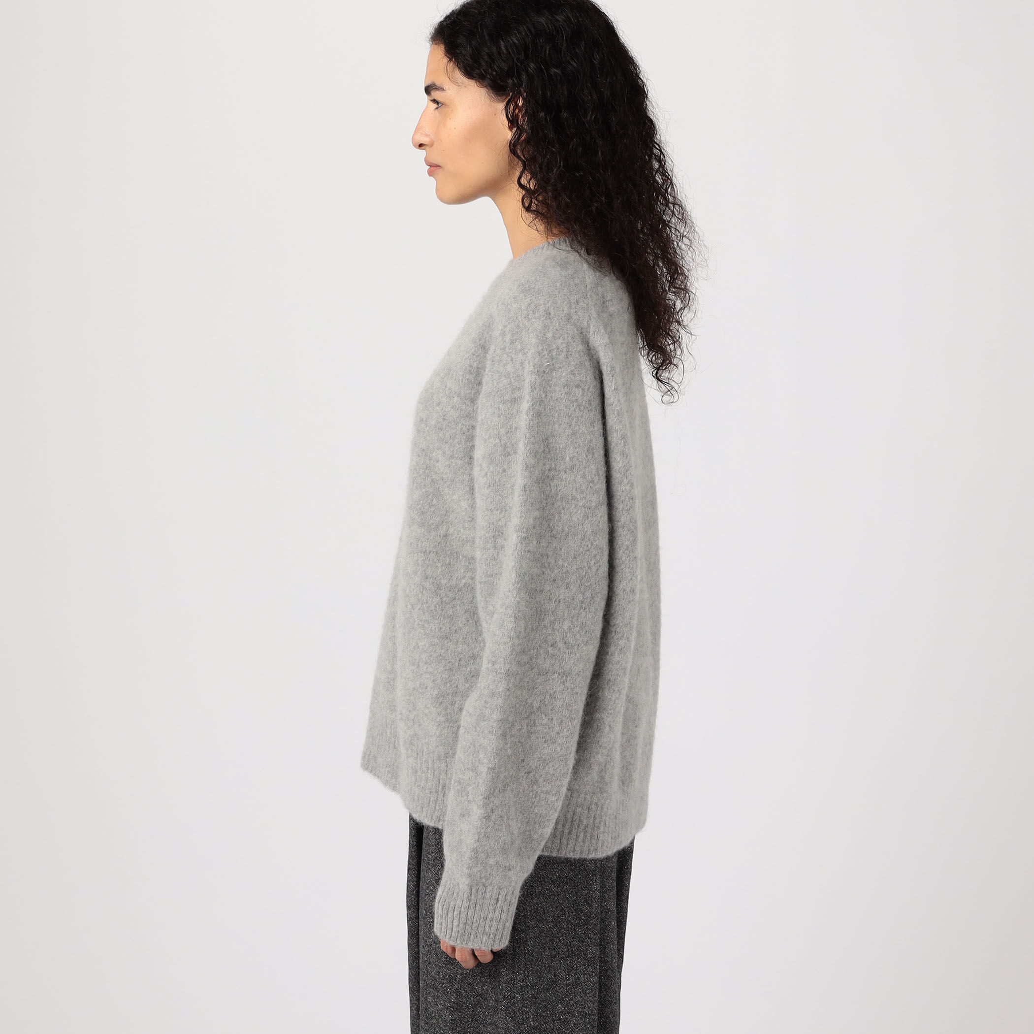 ベビーアルパカボイルド クルーネックプルオーバー｜トゥモローランド