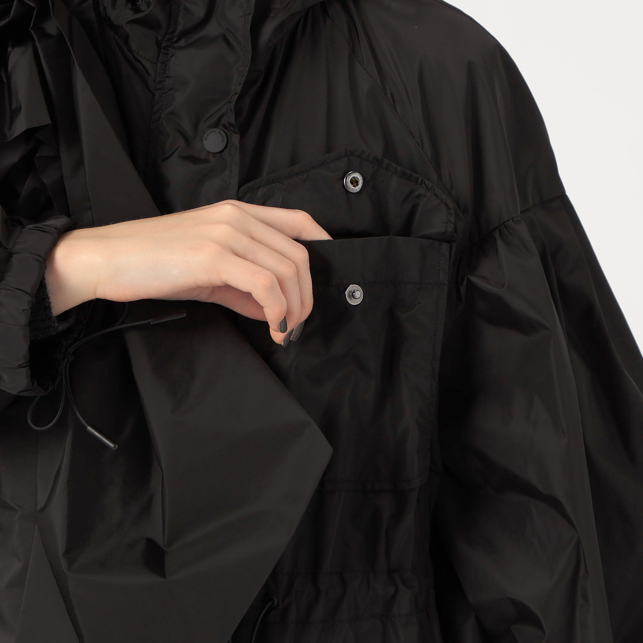 Simone Rocha NYLON PARKA｜トゥモローランド 公式通販