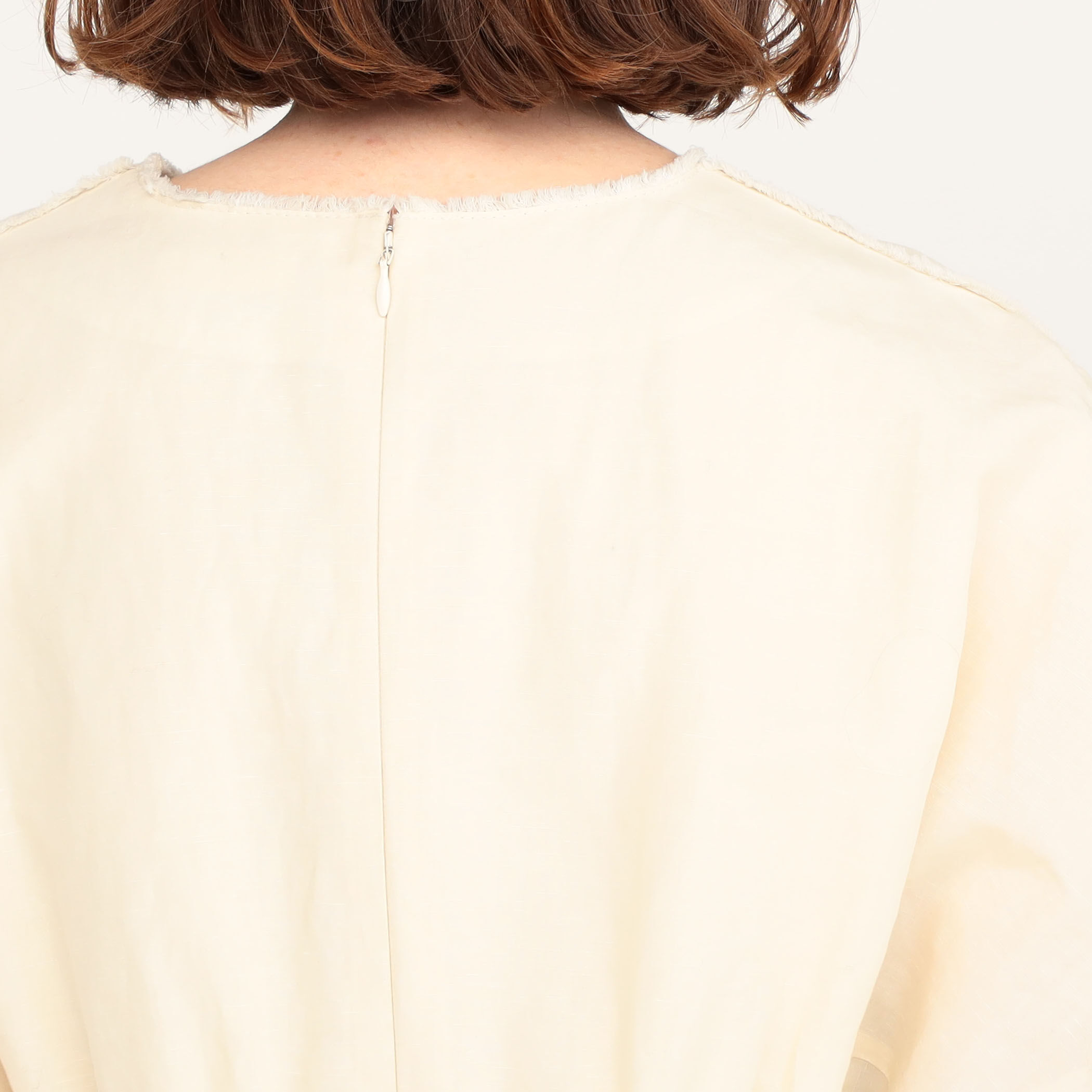 プランテーション コットンリネン Vネック ワンピース リネンコットンムーブ Vネックワンピース｜トゥモローランド