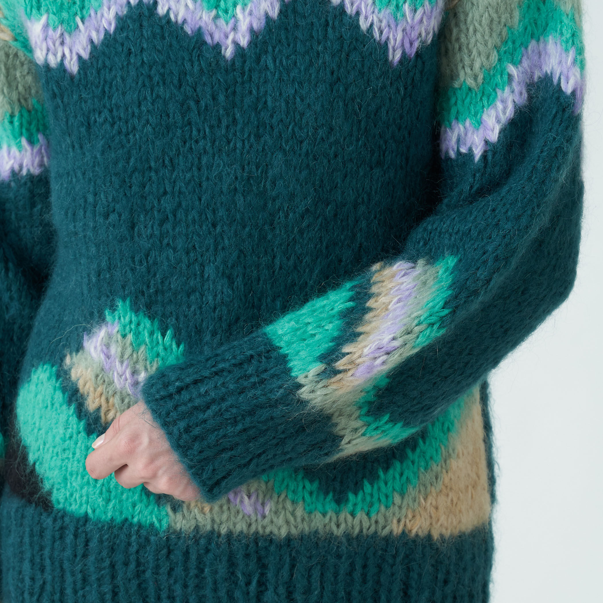 カラーインターシャ クルーネックプルオーバー｜トゥモローランド 公式通販