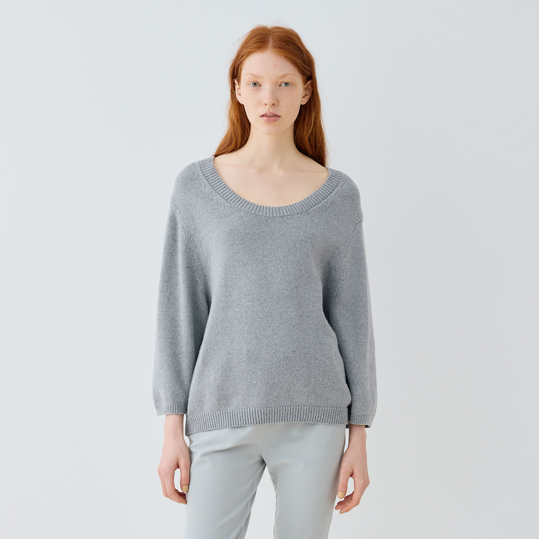 □コットンカシミヤ オーバルネックプルオーバー｜トゥモローランド