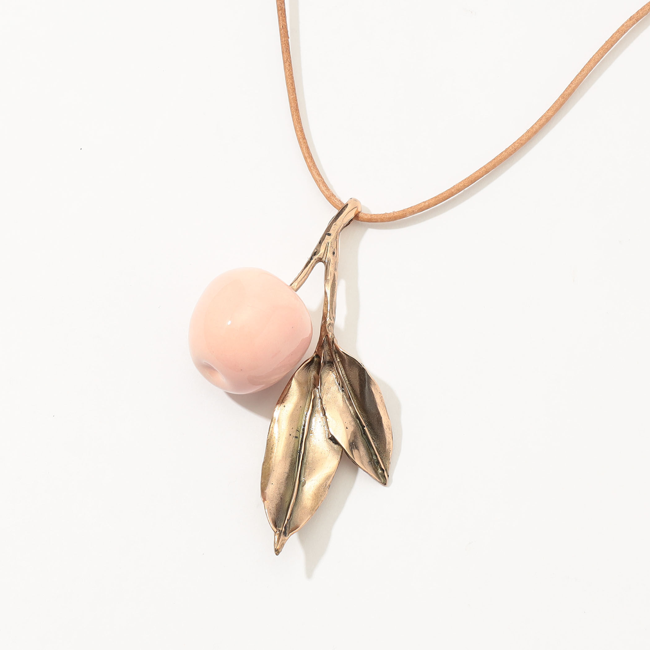 RENARD BIJOUX レナードビジュー リンゴ アップル ネックレス RENARD BIJOUX apple ネックレス レナードビジュー ホワイト - メルカリ