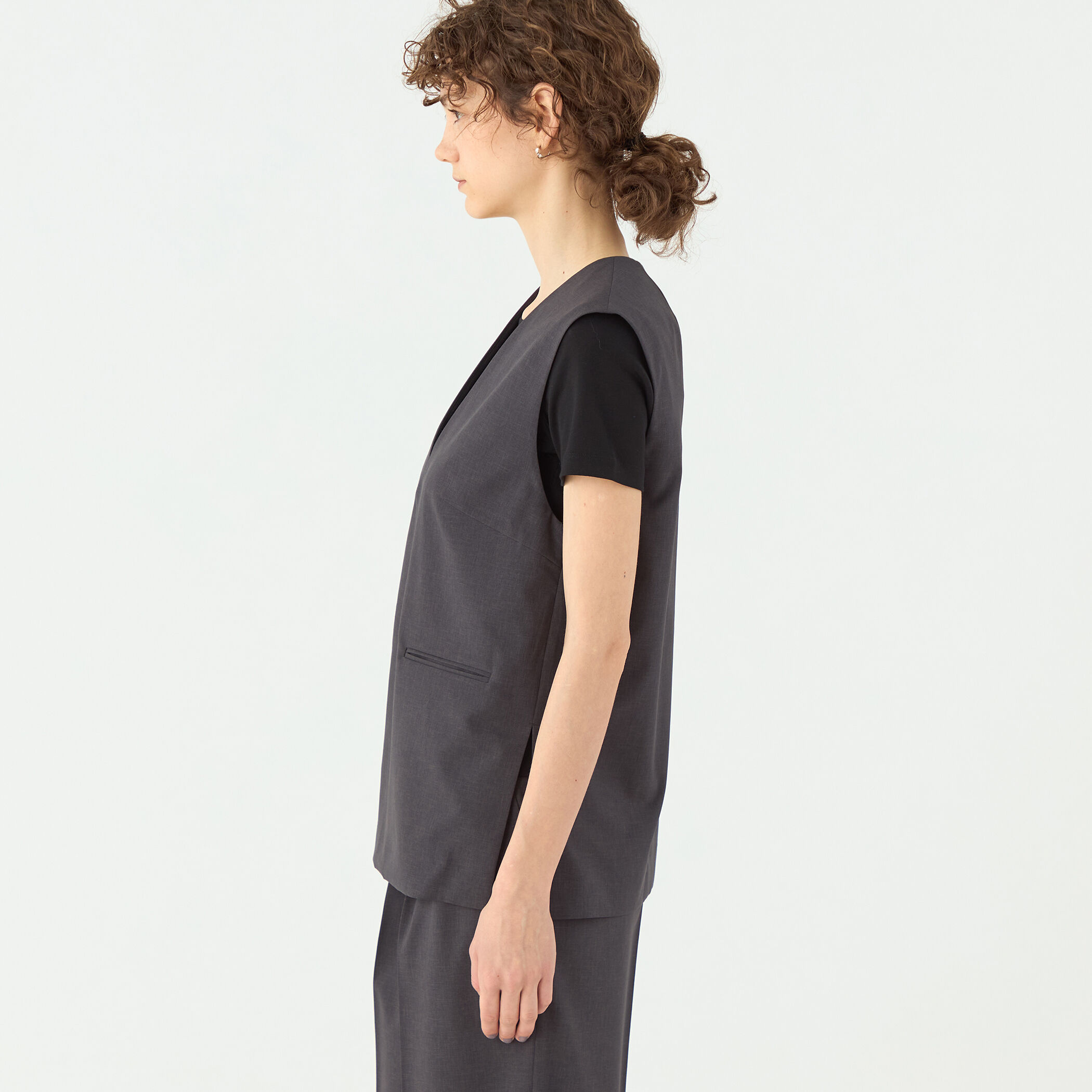 エクストラファインポリエステルトロピカル Vネックトップス