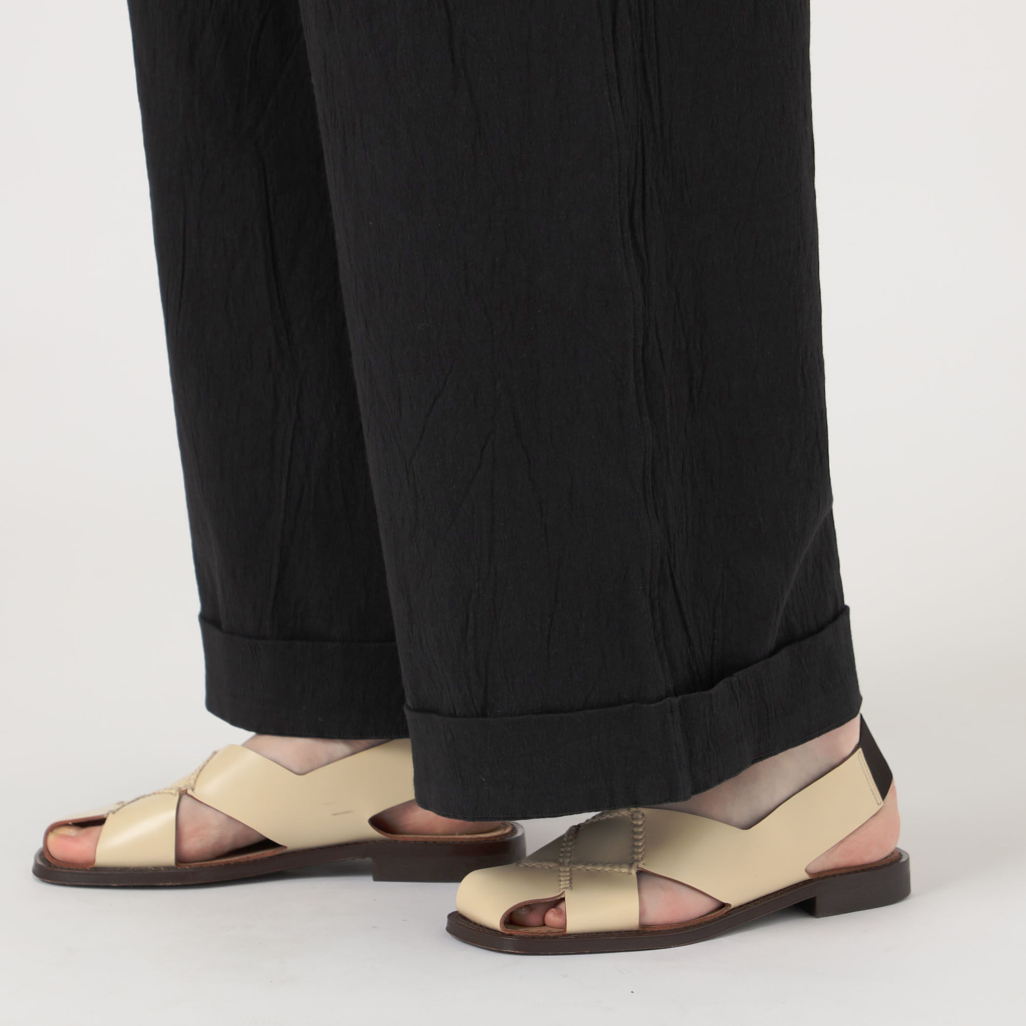 Lauren Manoogian TEXTURE パンツ｜トゥモローランド 公式通販