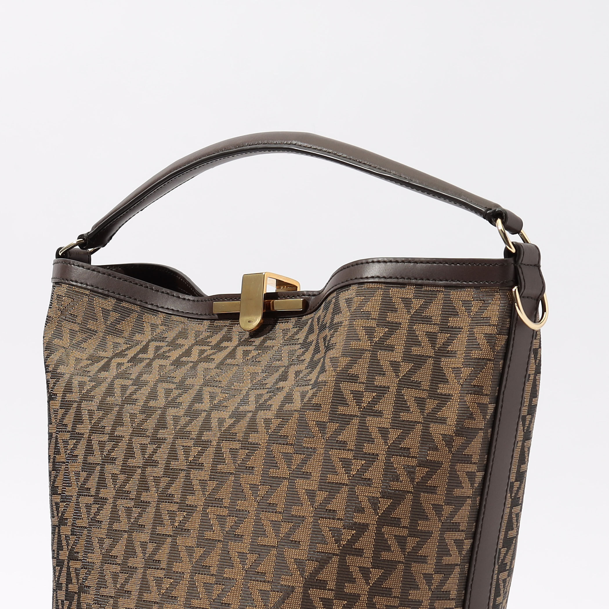 【ZANCHETTI】AMLETO BUCKET BAG ベージュ ZANCHETTI / ザンケッティ】AMLETO BUCKET：バッグ（トート