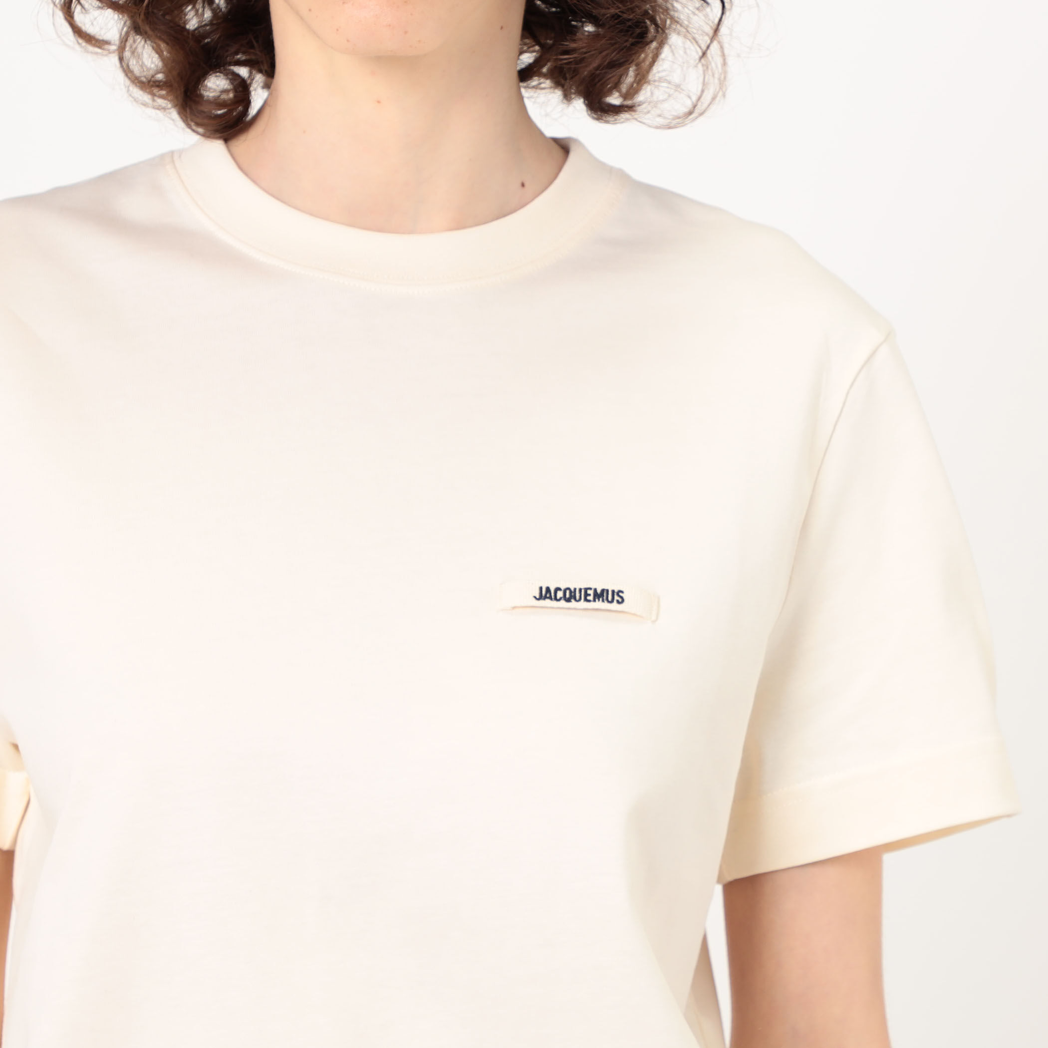 JACQUEMUS ジャックムス Gros Grain Tシャツ ホワイト L JACQUEMUS LE TSHIRT GROS GRAIN｜トゥモローランド 公式サイト
