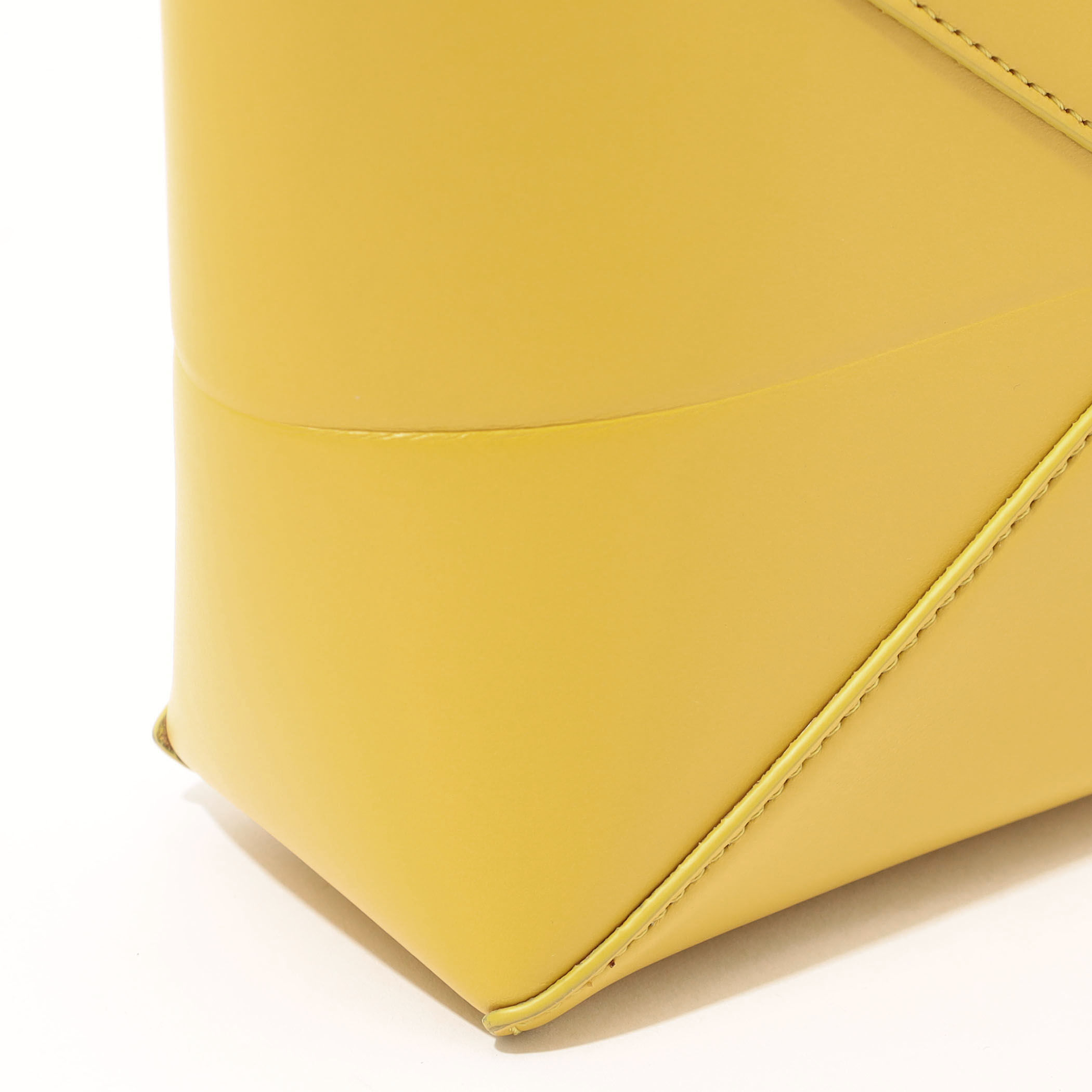 LOEWE PUZZLE FOLD POUCH｜トゥモローランド 公式サイト