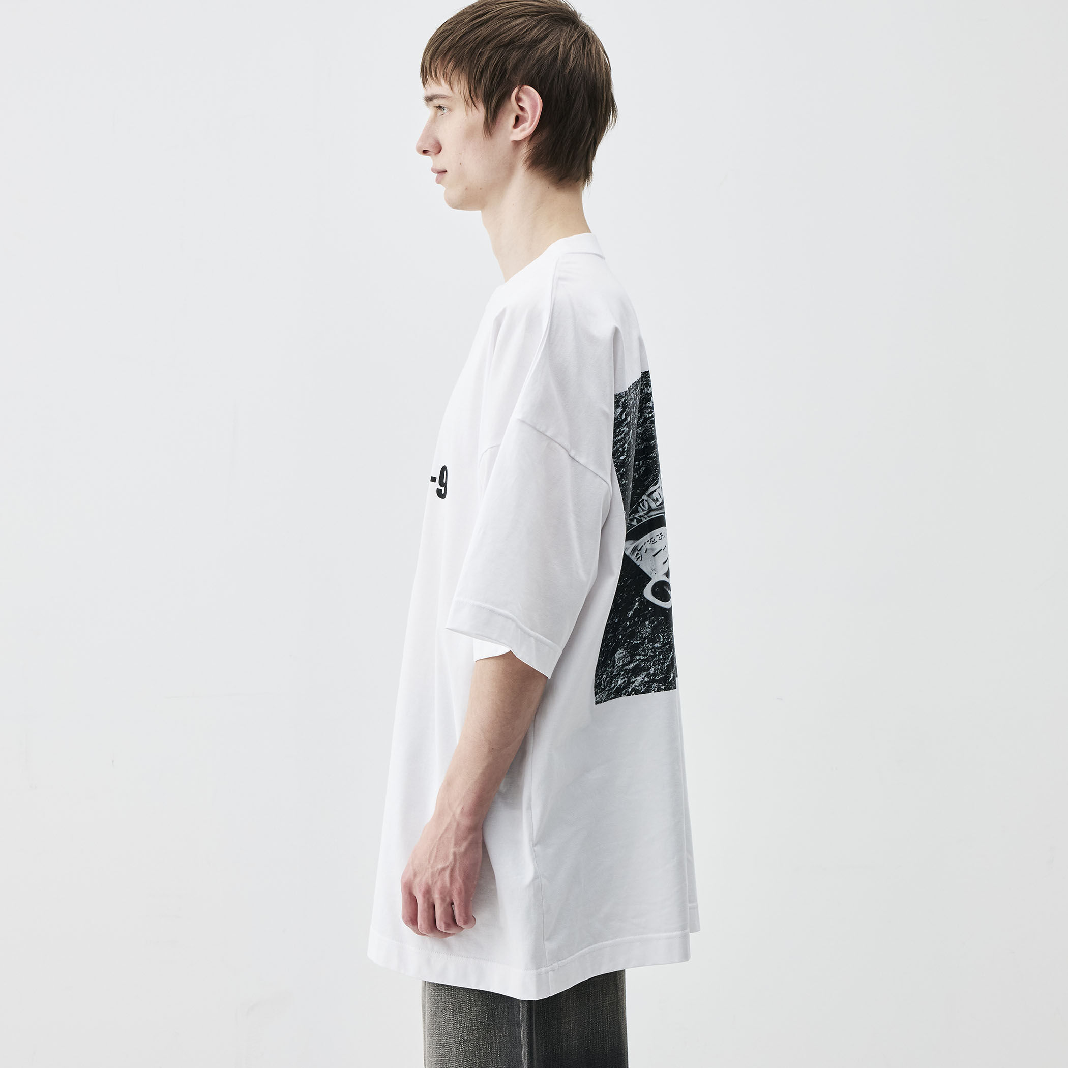 トップス Yasuhiro Ishimoto KIMONO ALMOSTBLACK Yasuhiro Ishimoto KIMONO PRINT TEE BLACK - ALMOSTBLACK(オール