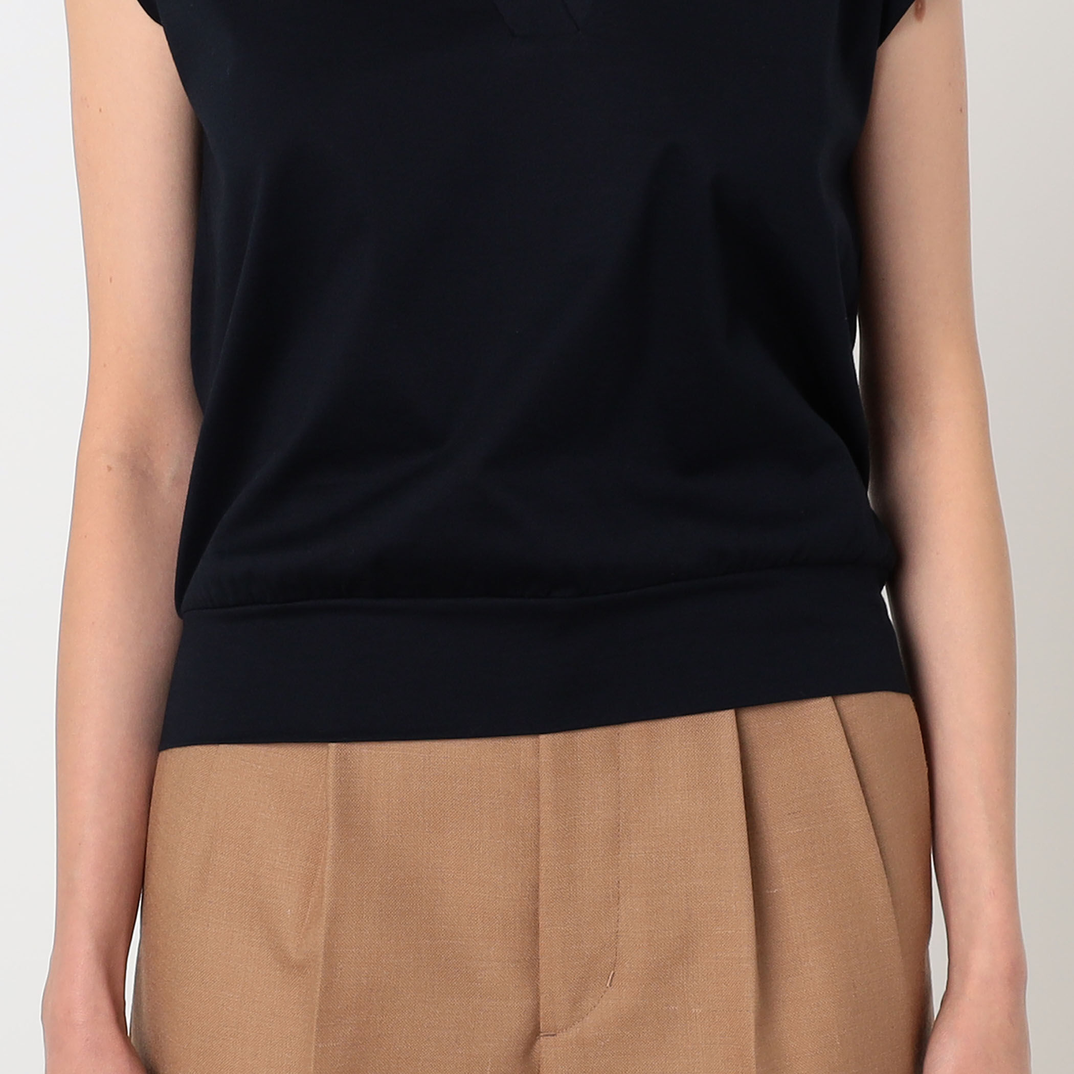 Tu es mon Tresor V-Neck Vest トップス｜トゥモローランド 公式サイト